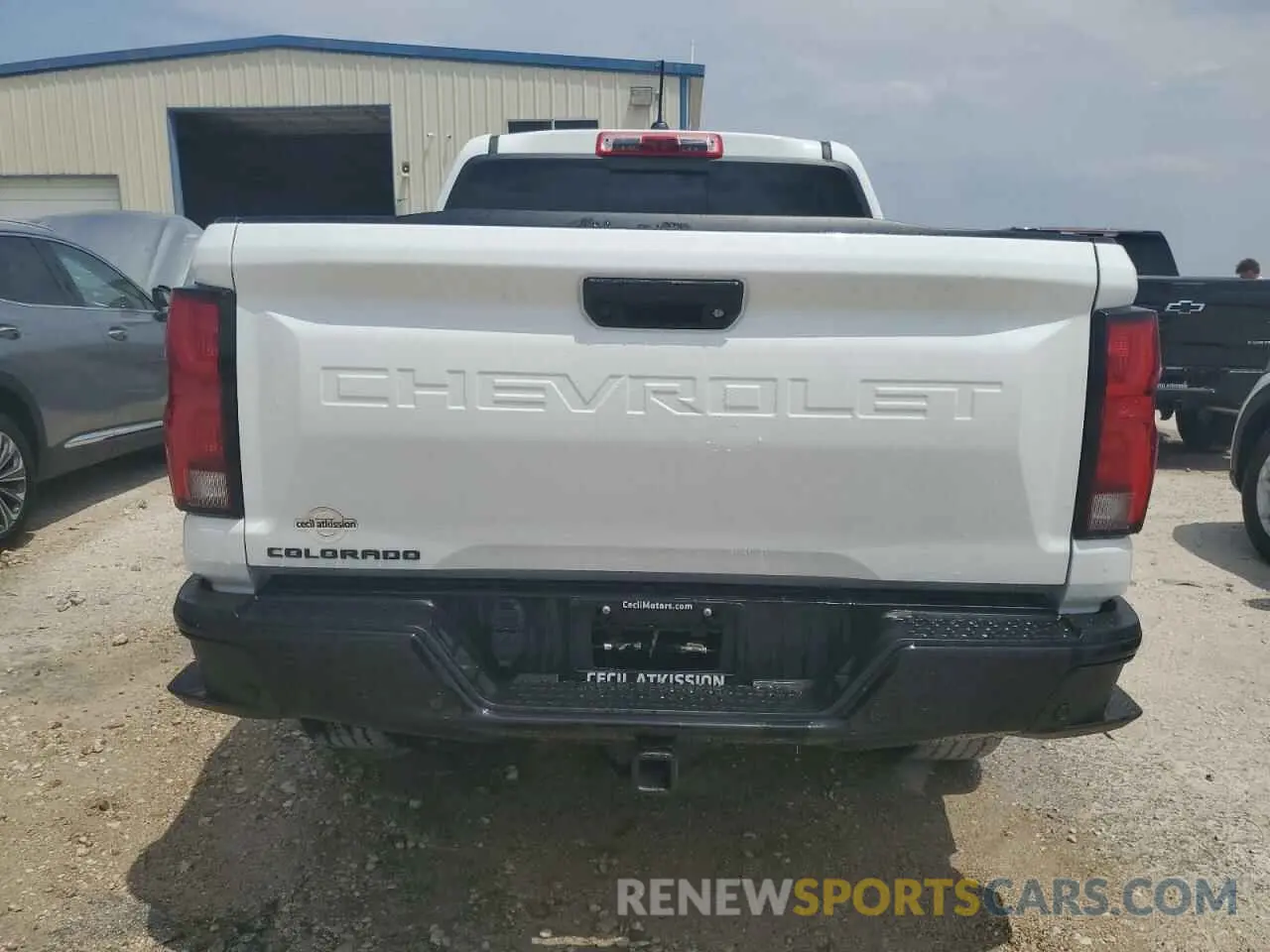 6 fotografías del automóvil dañado 1GCPTDEK1R1252614 CHEVROLET COLORADO 2024