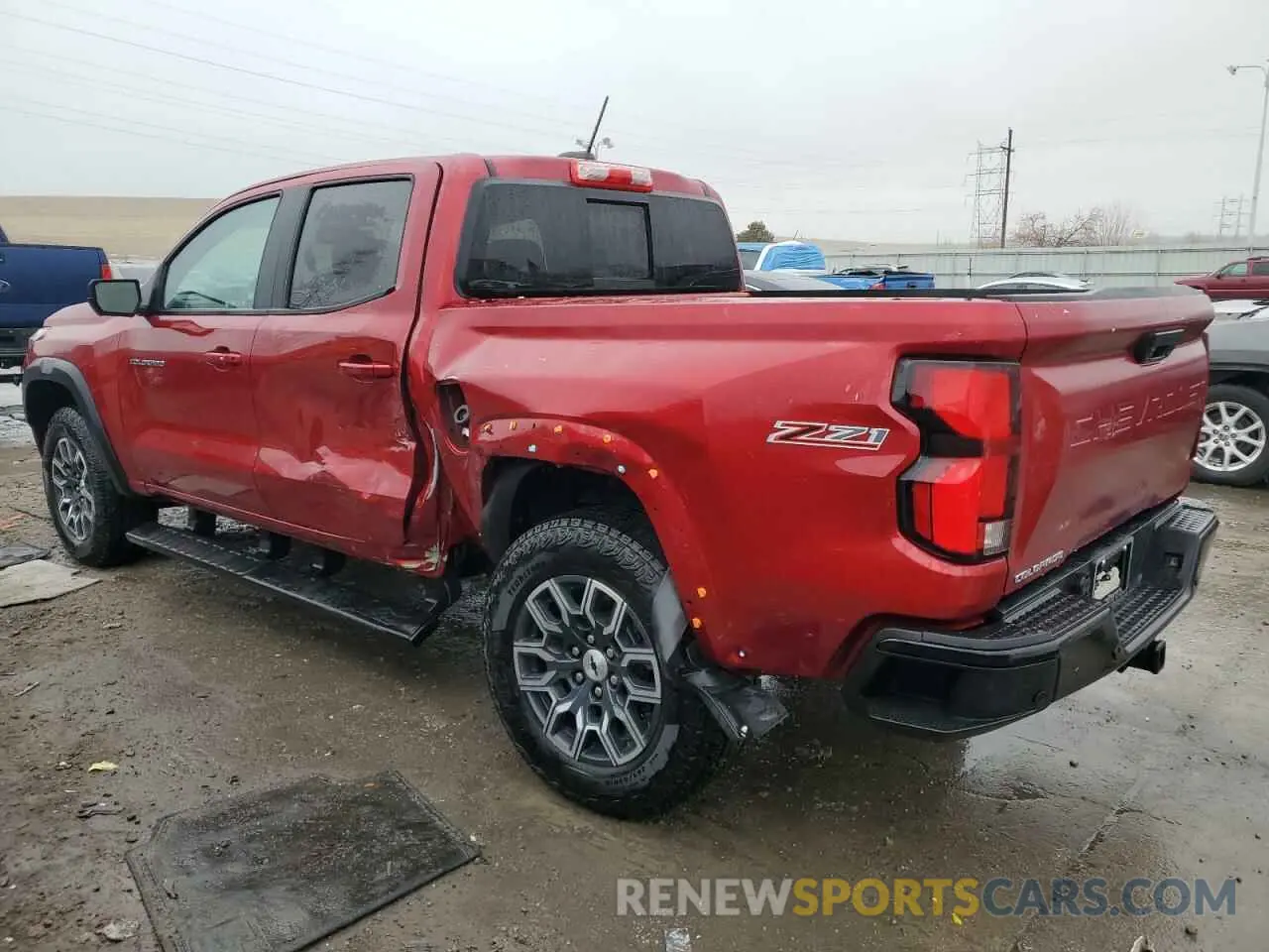 2 fotografías del automóvil dañado 1GCPTDEK3R1110815 CHEVROLET COLORADO 2024