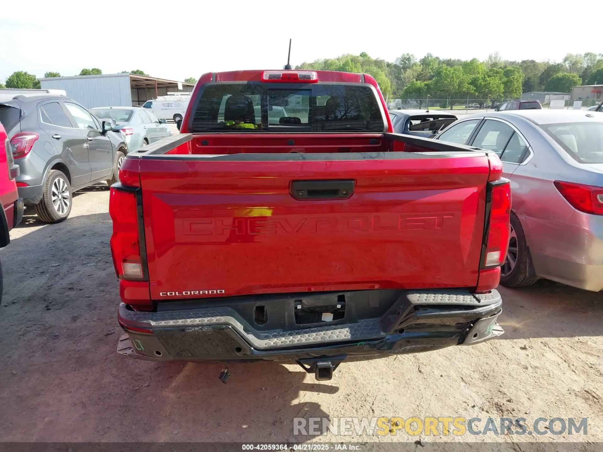 6 fotografías del automóvil dañado 1GCPTDEK8R1119445 CHEVROLET COLORADO 2024