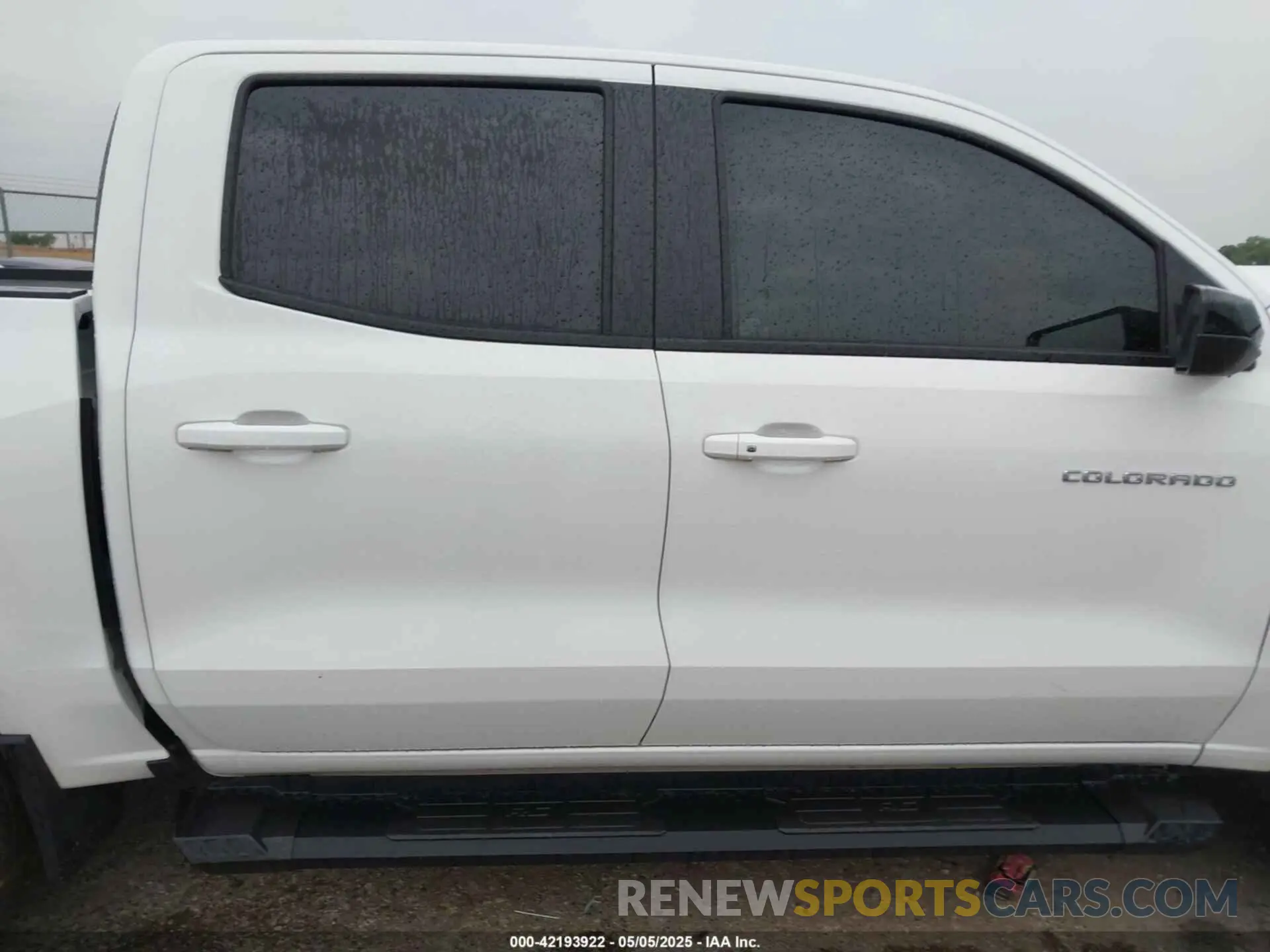 13 fotografías del automóvil dañado 1GCPTDEK8R1231274 CHEVROLET COLORADO 2024
