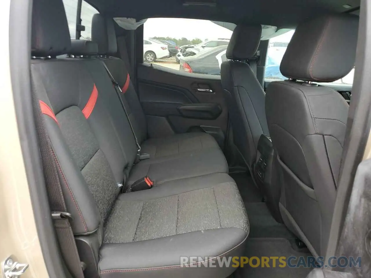 10 fotografías del automóvil dañado 1GCPTDEK9R1117302 CHEVROLET COLORADO 2024