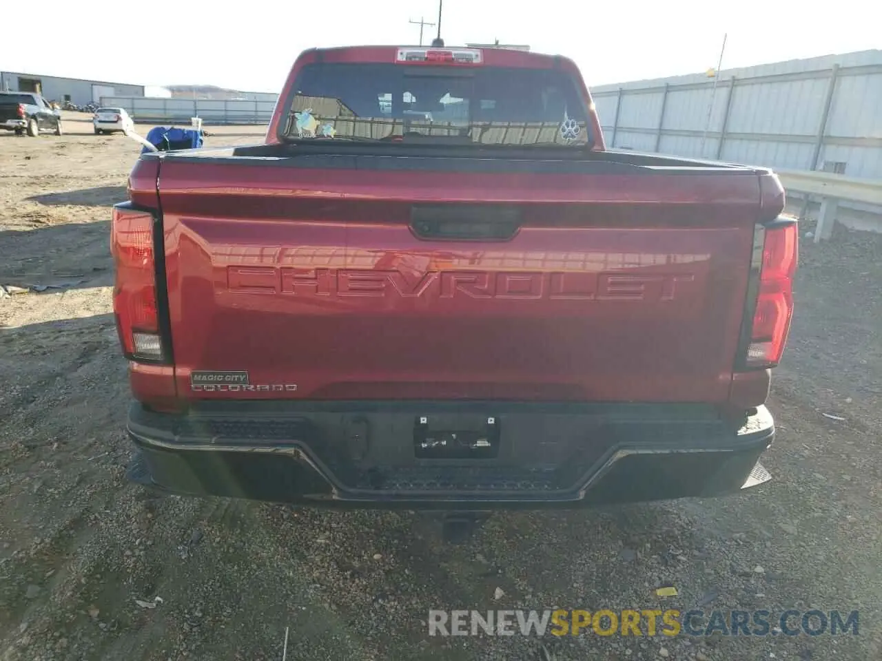 6 fotografías del automóvil dañado 1GCPTDEK9R1128882 CHEVROLET COLORADO 2024
