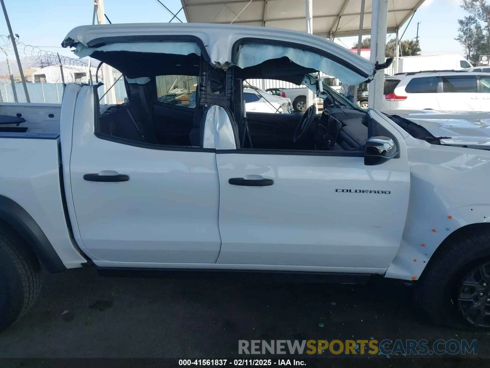 13 fotografías del automóvil dañado 1GCPTEEK3R1247162 CHEVROLET COLORADO 2024