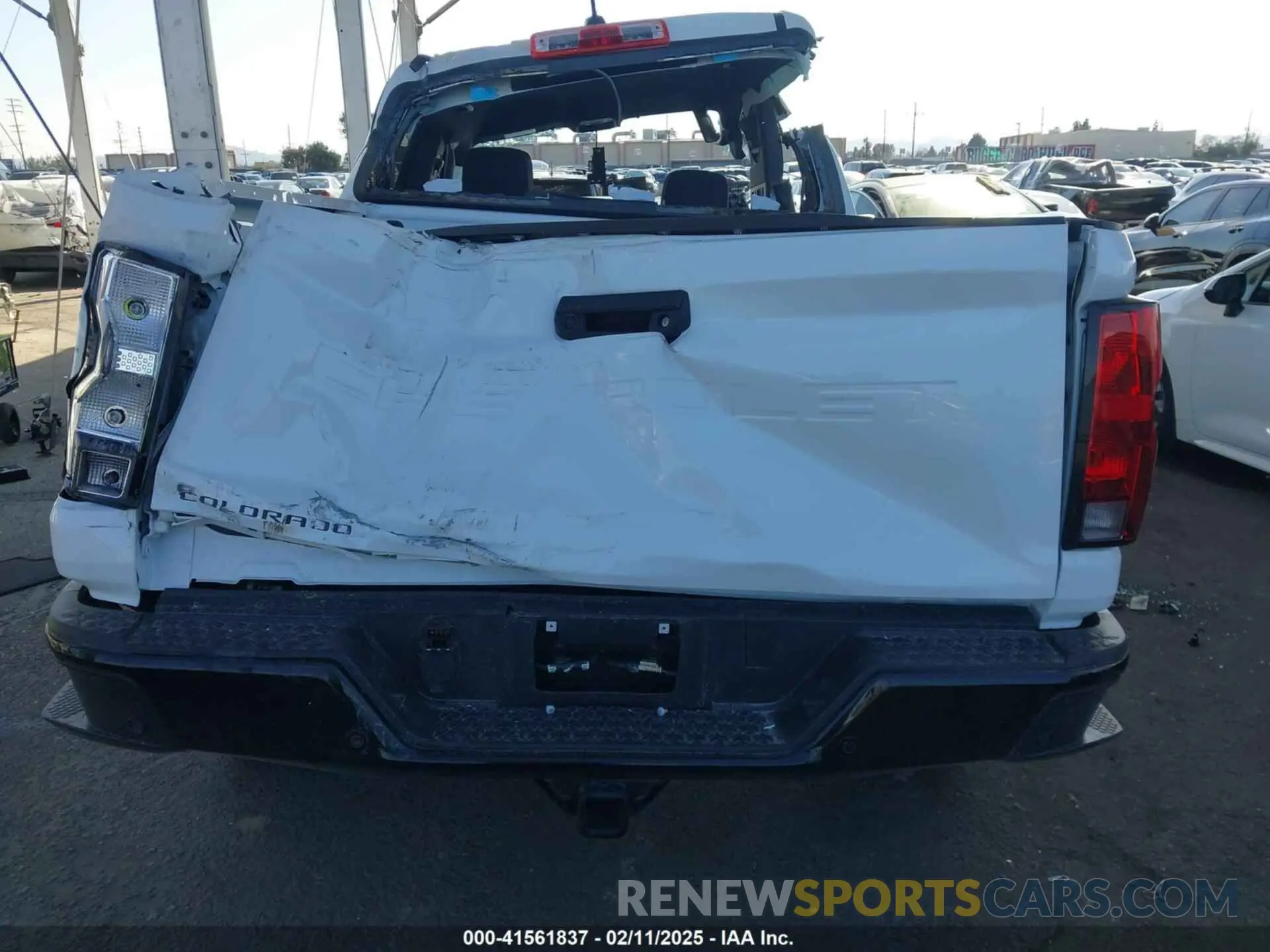 16 fotografías del automóvil dañado 1GCPTEEK3R1247162 CHEVROLET COLORADO 2024