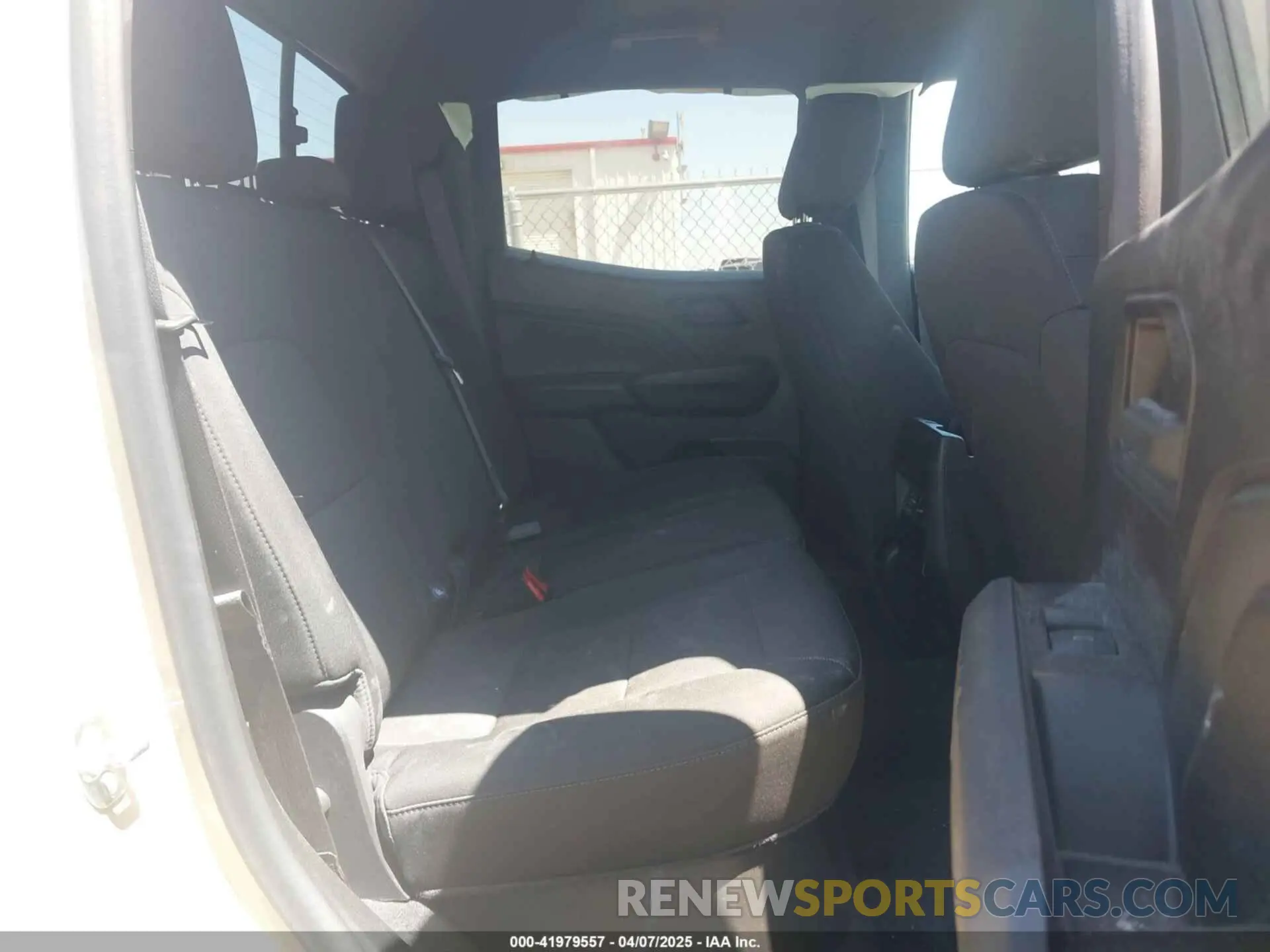8 fotografías del automóvil dañado 1GCPTEEK6R1127131 CHEVROLET COLORADO 2024