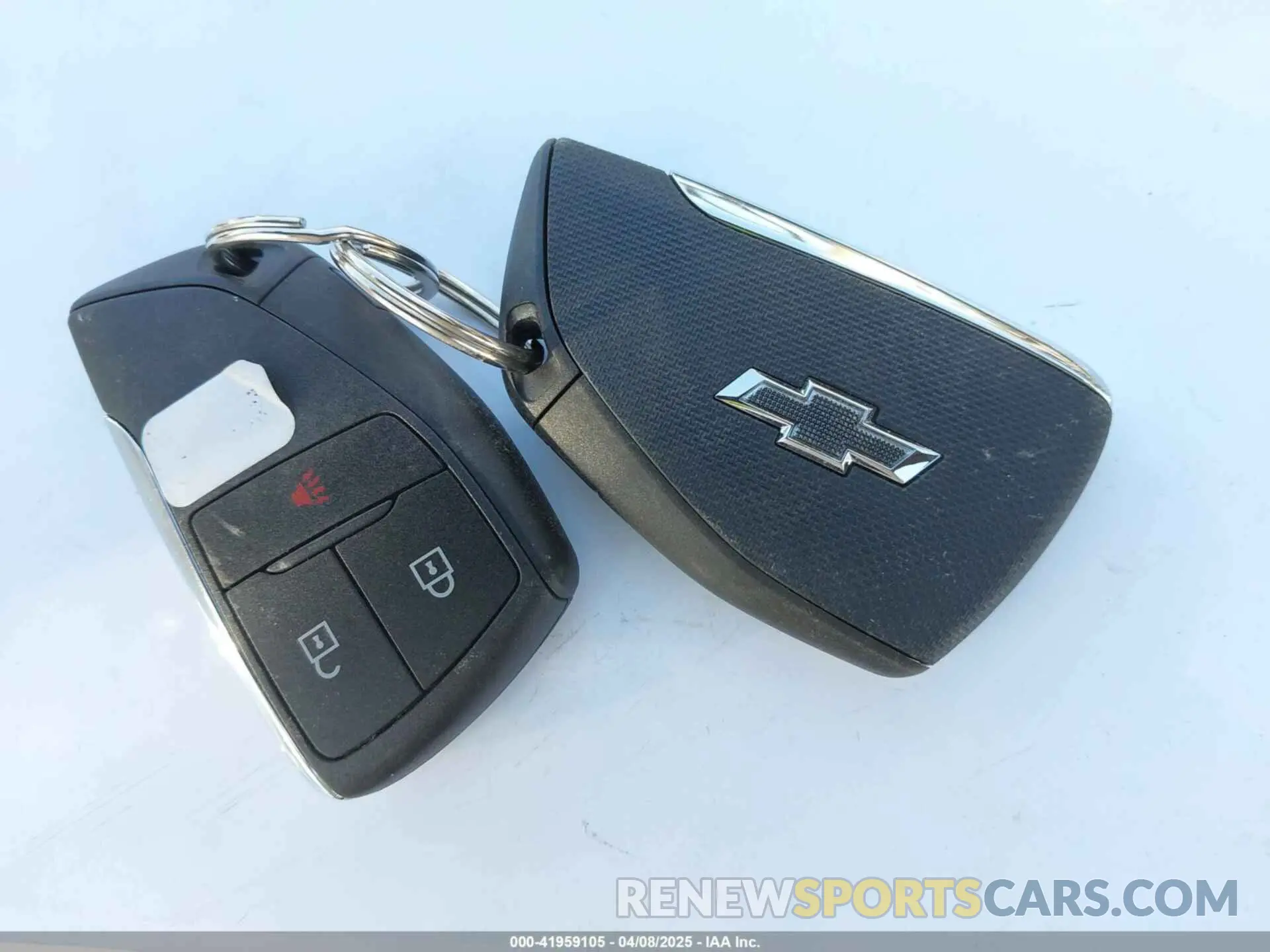 11 fotografías del automóvil dañado 1GCPTEEK9R1161760 CHEVROLET COLORADO 2024