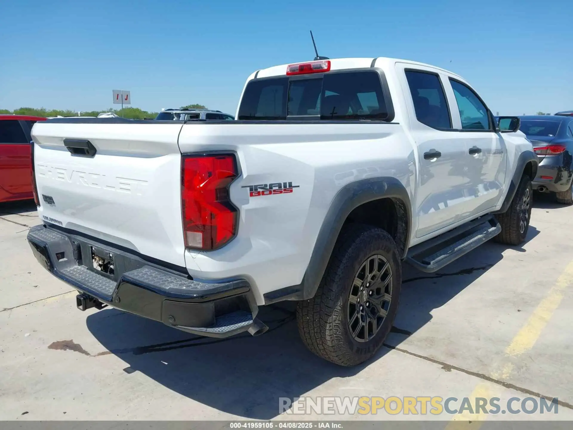 4 fotografías del automóvil dañado 1GCPTEEK9R1161760 CHEVROLET COLORADO 2024
