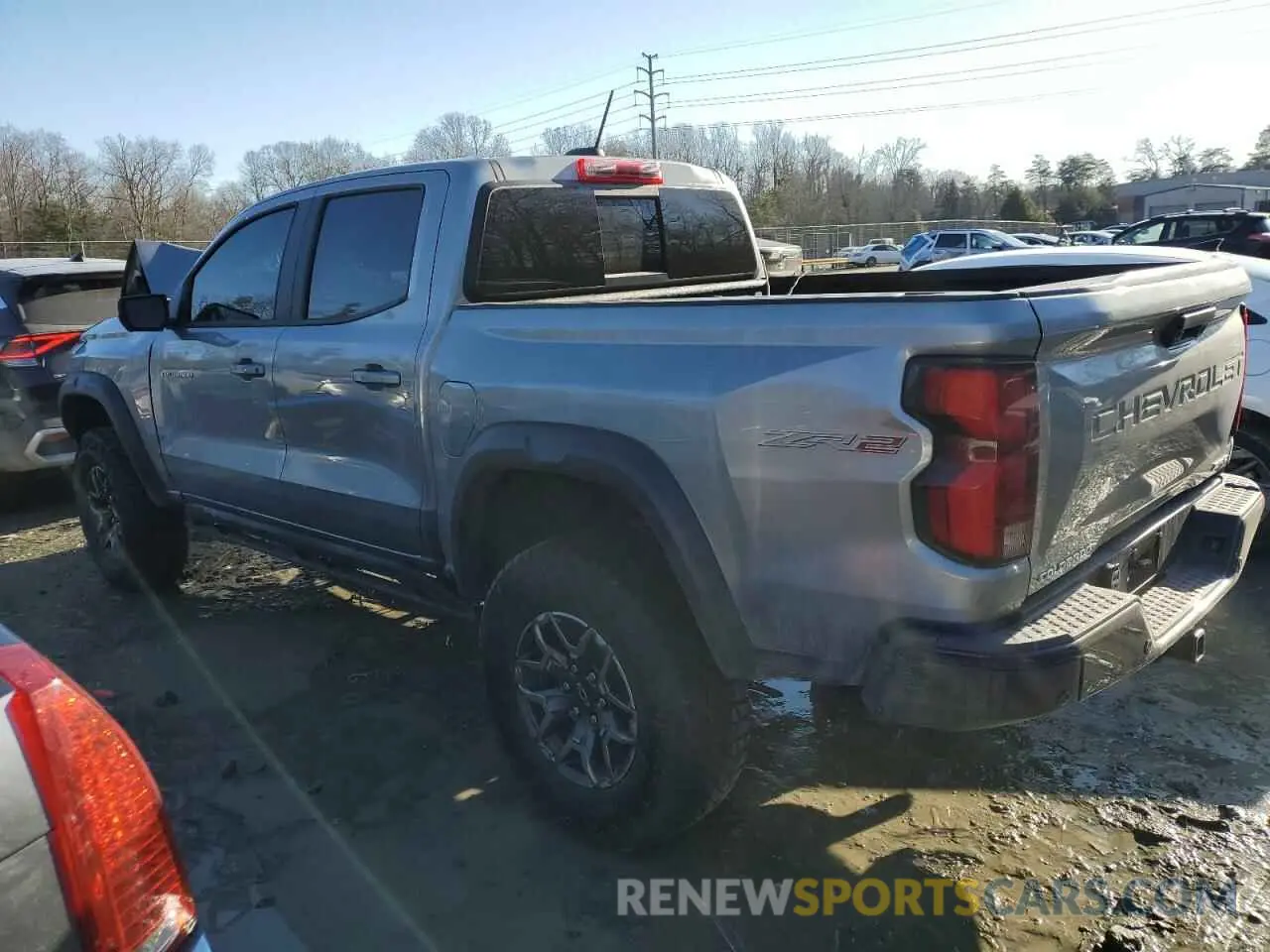 2 fotografías del automóvil dañado 1GCPTFEK2R1297069 CHEVROLET COLORADO 2024