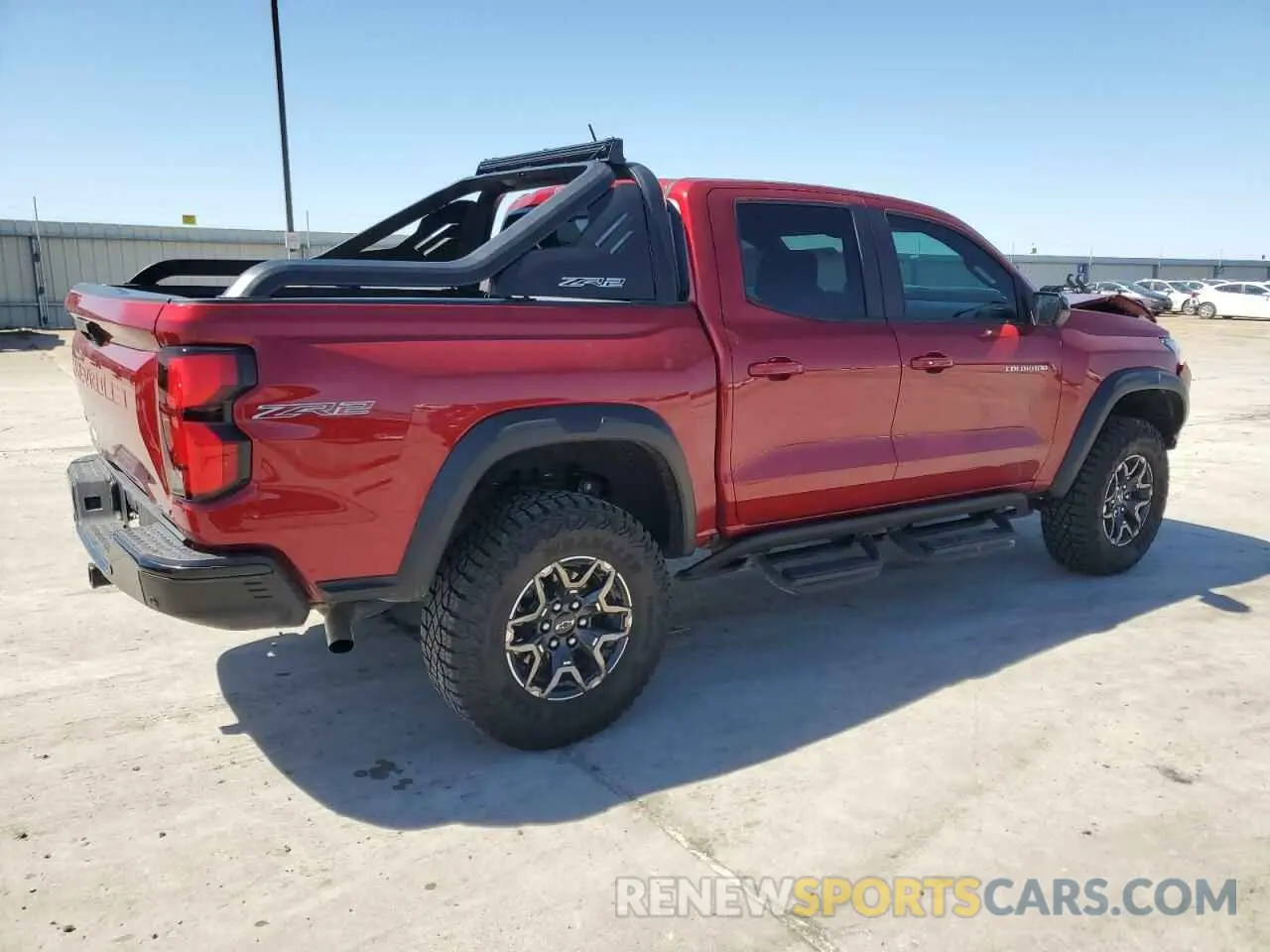 3 fotografías del automóvil dañado 1GCPTFEK5R1275826 CHEVROLET COLORADO 2024