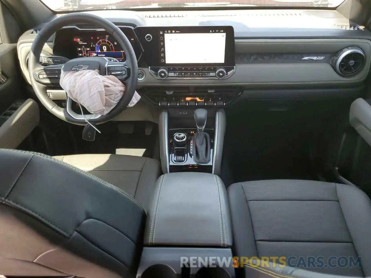 8 fotografías del automóvil dañado 1GCPTFEK5R1275826 CHEVROLET COLORADO 2024