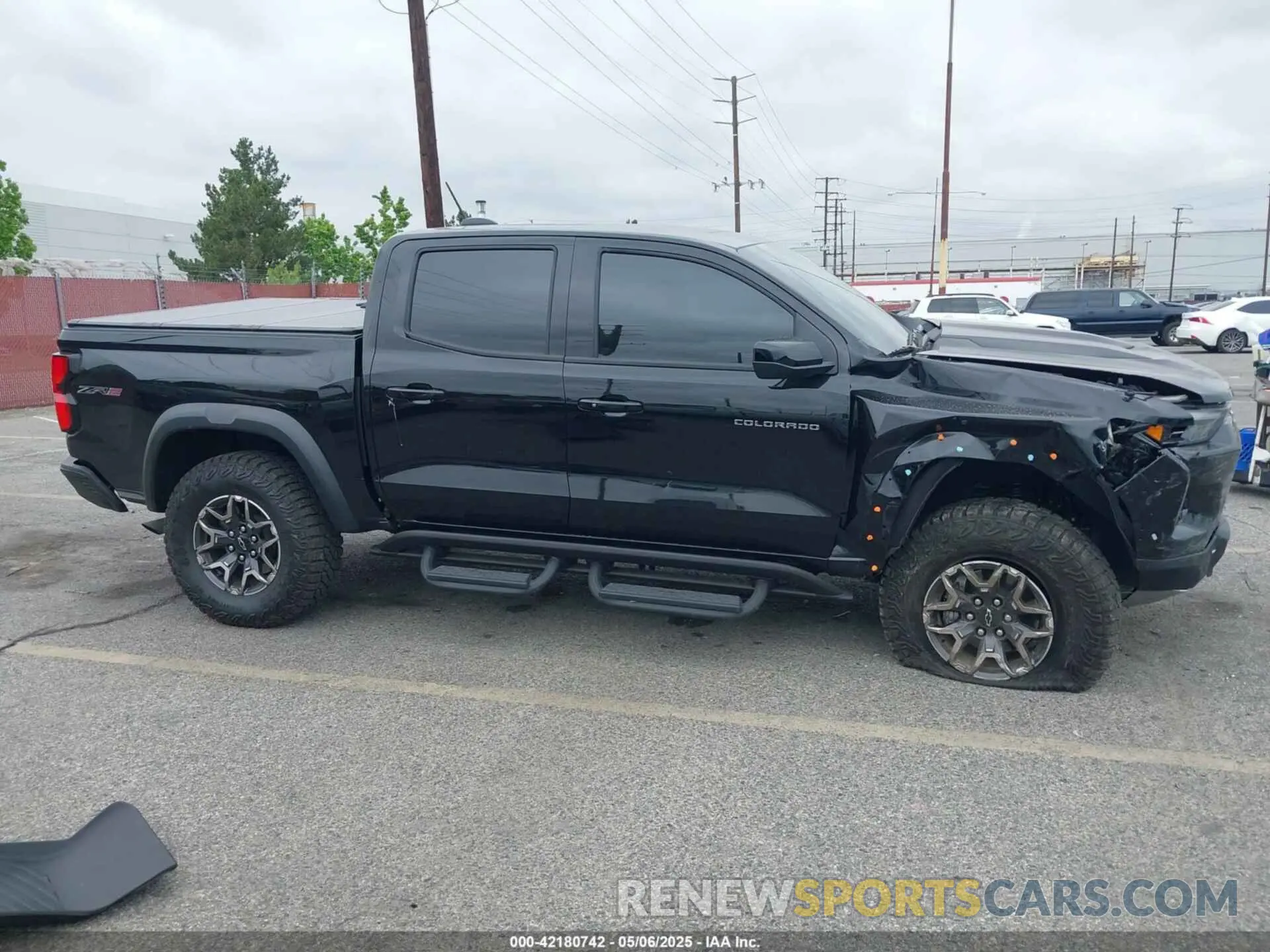 13 fotografías del automóvil dañado 1GCPTFEKXR1317228 CHEVROLET COLORADO 2024