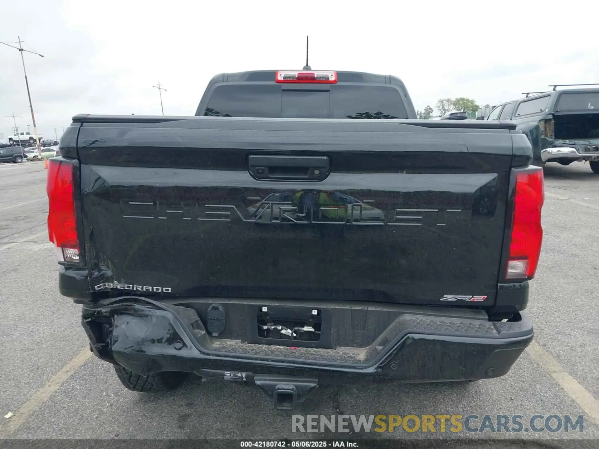 16 fotografías del automóvil dañado 1GCPTFEKXR1317228 CHEVROLET COLORADO 2024