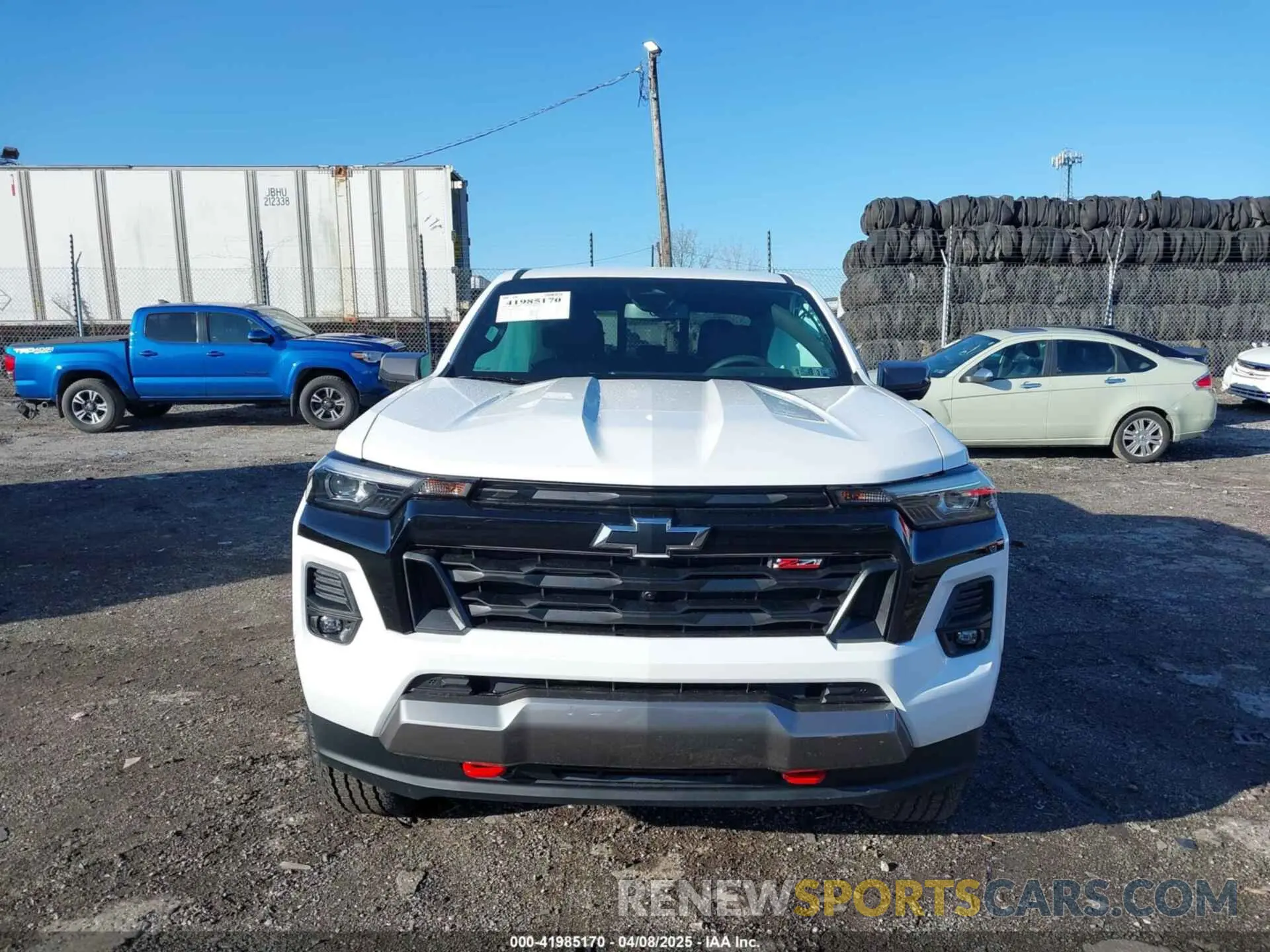 13 fotografías del automóvil dañado 1GCPTDEK1S1170887 CHEVROLET COLORADO 2025
