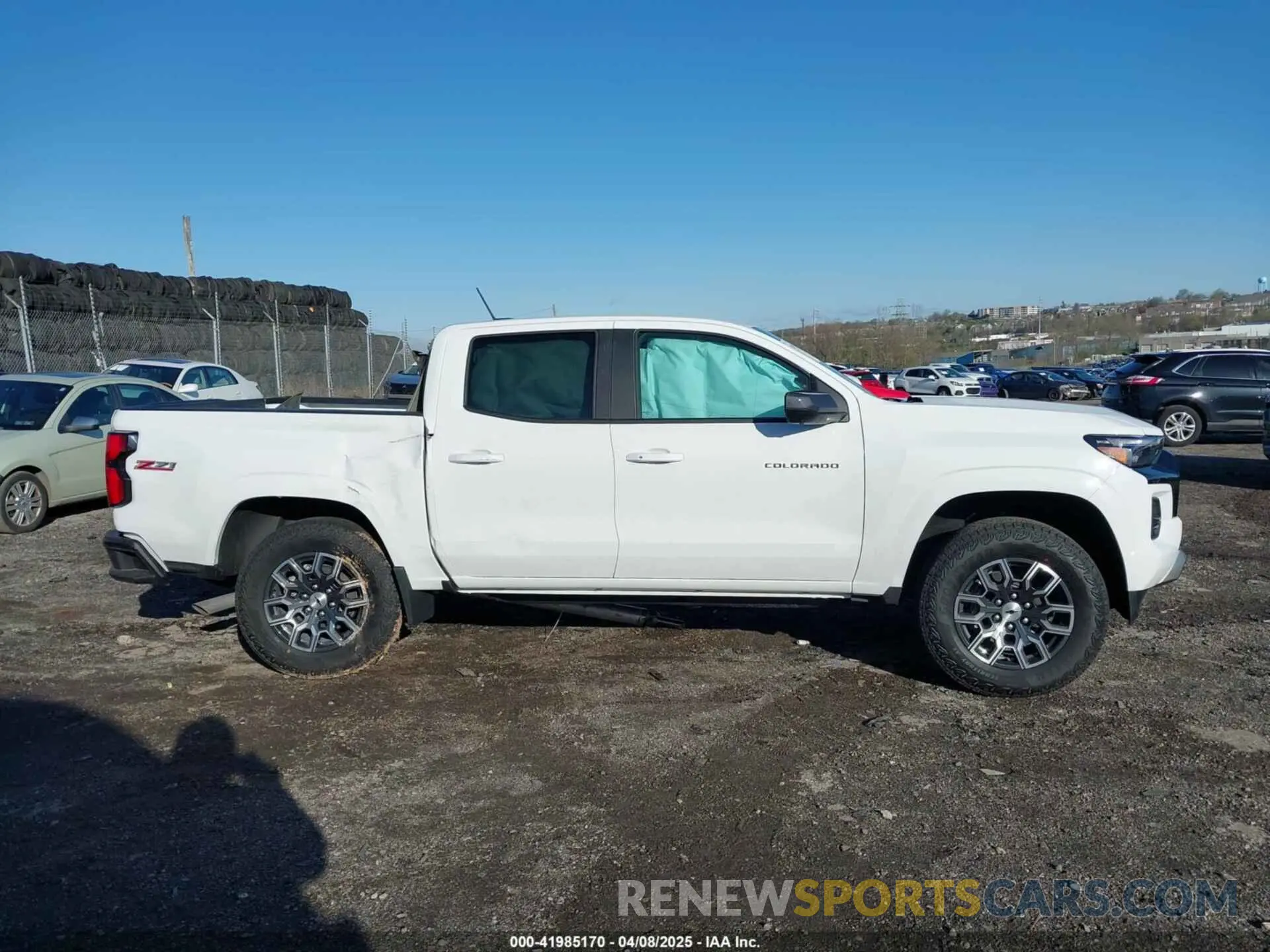 14 fotografías del automóvil dañado 1GCPTDEK1S1170887 CHEVROLET COLORADO 2025