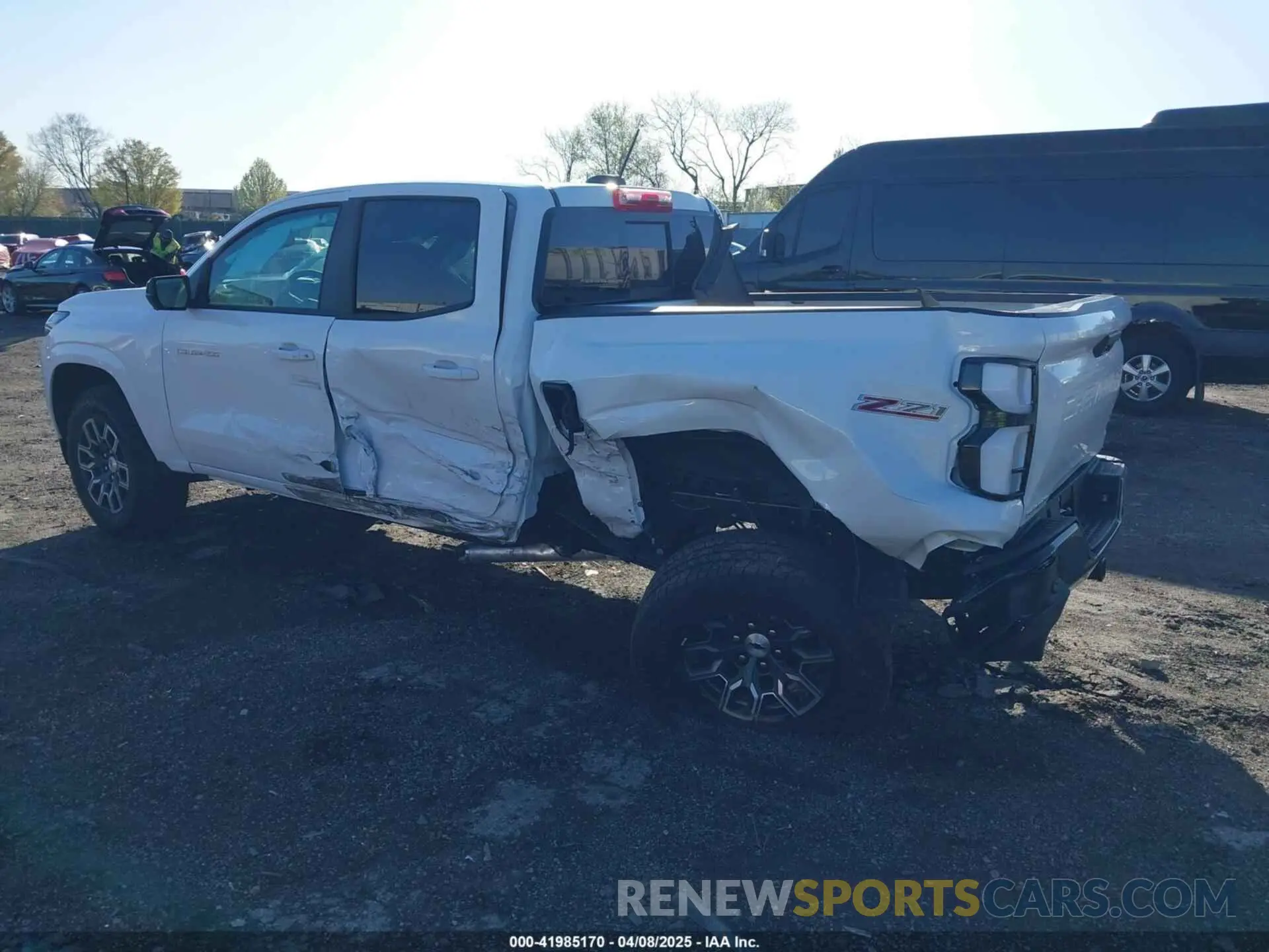 3 fotografías del automóvil dañado 1GCPTDEK1S1170887 CHEVROLET COLORADO 2025