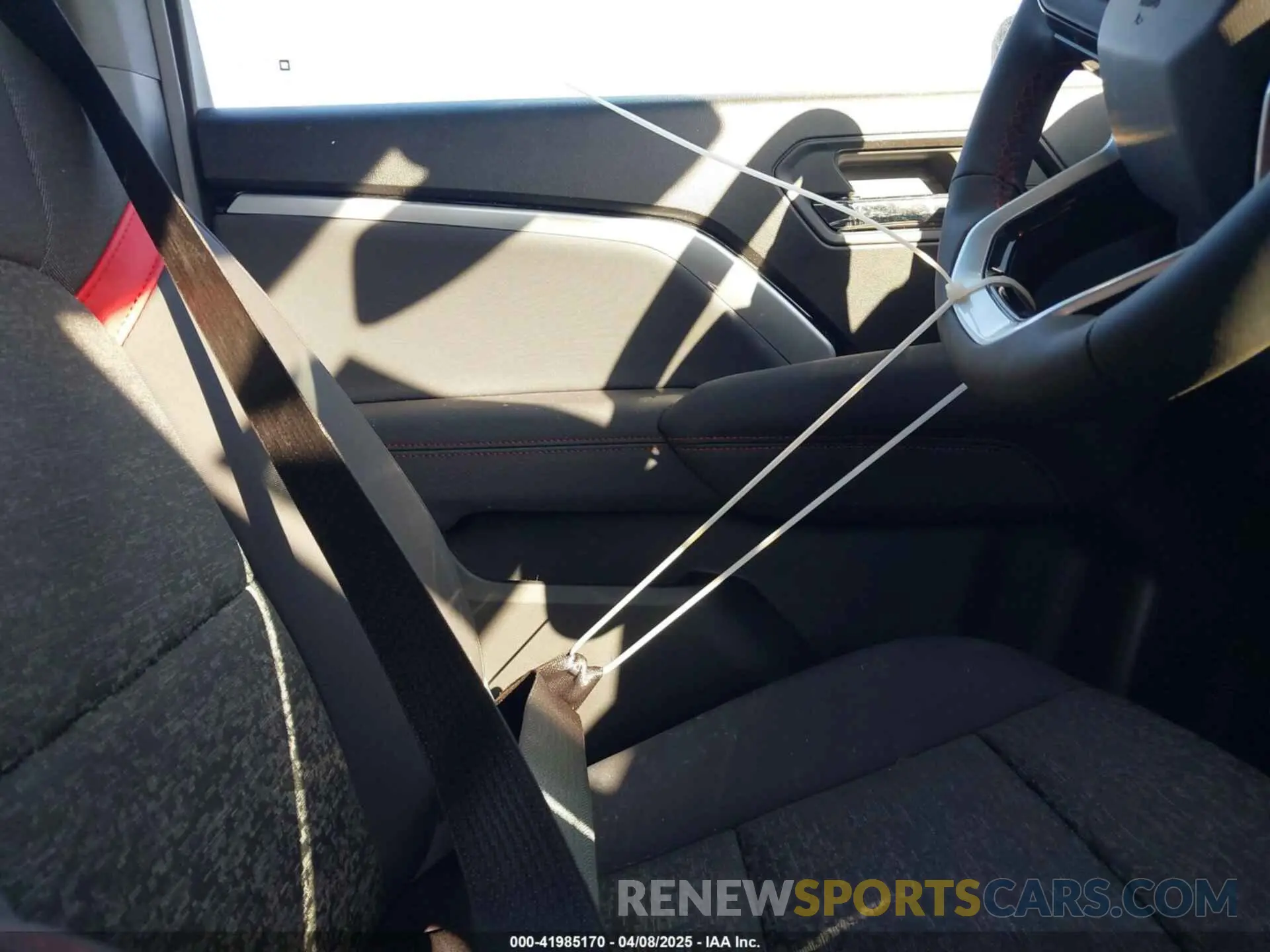 9 fotografías del automóvil dañado 1GCPTDEK1S1170887 CHEVROLET COLORADO 2025