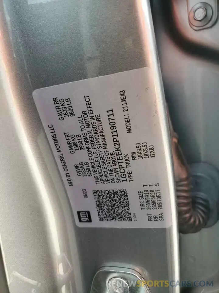 12 fotografías del automóvil dañado 1GCPTEEK2P1190711 CHEVROLET COLORADO T 2023