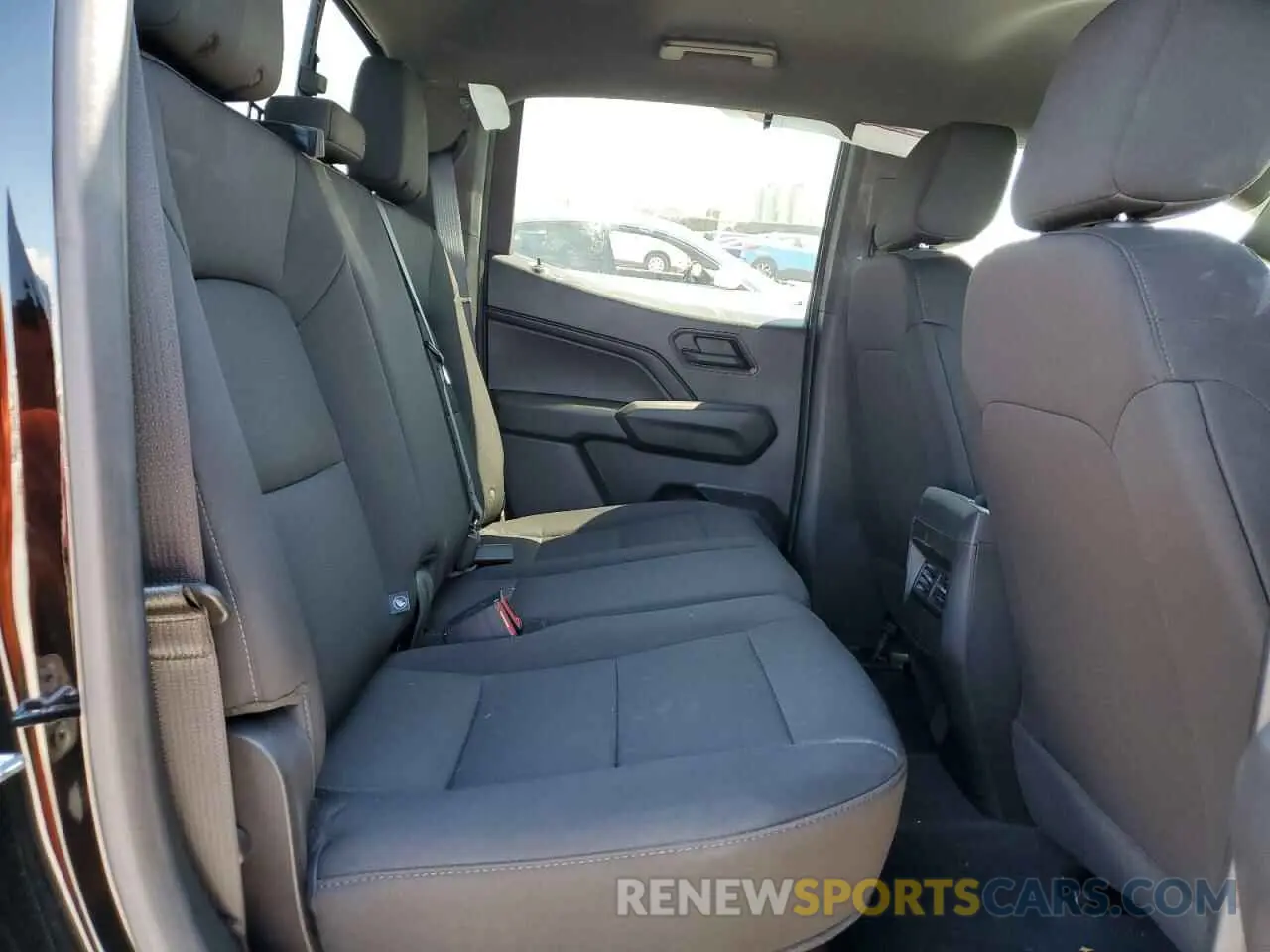 10 fotografías del automóvil dañado 1GCPTEEKXP1185157 CHEVROLET COLORADO T 2023