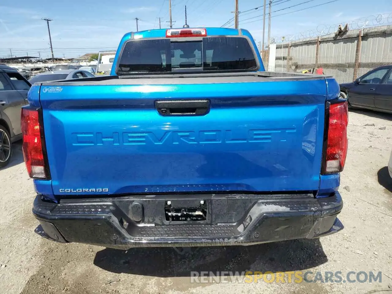 6 fotografías del automóvil dañado 1GCPTEEK0R1228312 CHEVROLET COLORADO T 2024