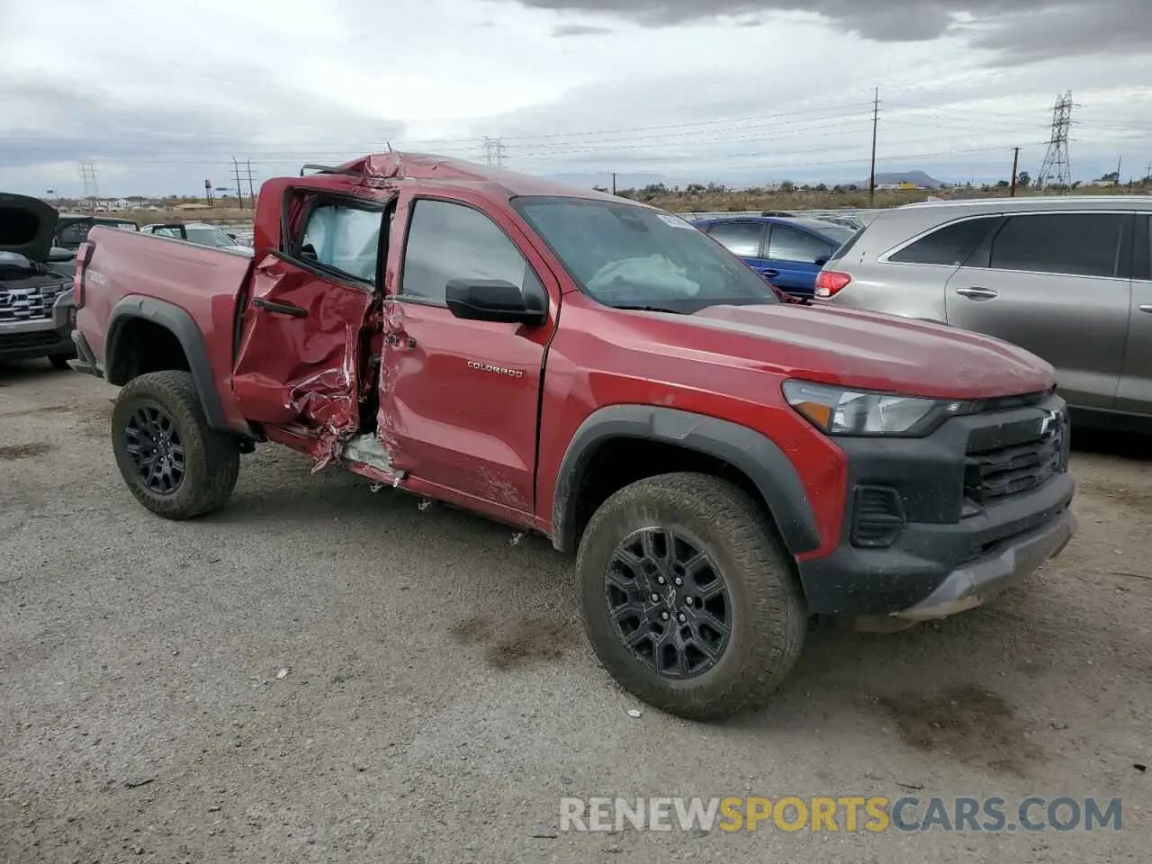 4 fotografías del automóvil dañado 1GCPTEEK1R1203693 CHEVROLET COLORADO T 2024