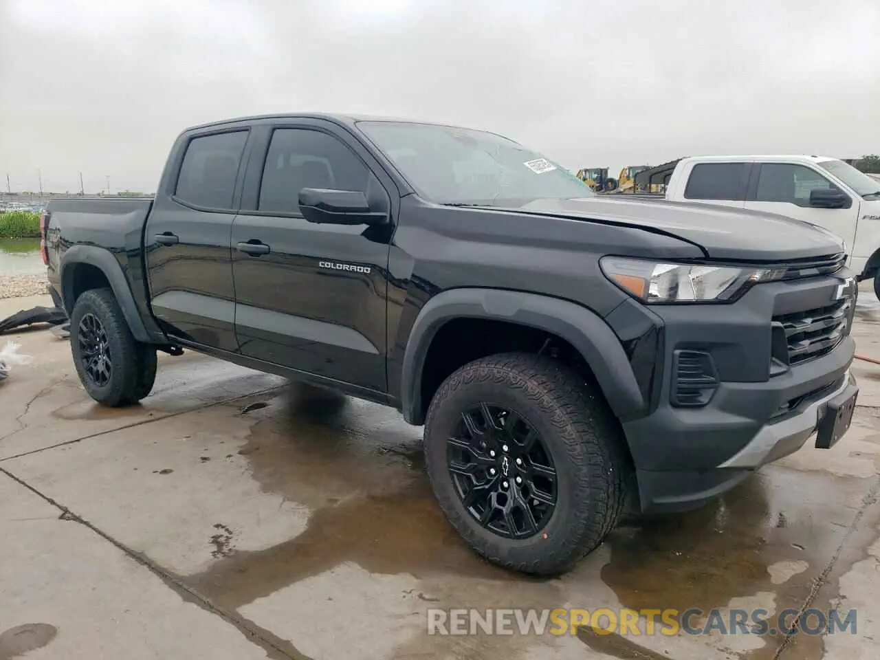 4 fotografías del automóvil dañado 1GCPTEEK3R1284115 CHEVROLET COLORADO T 2024