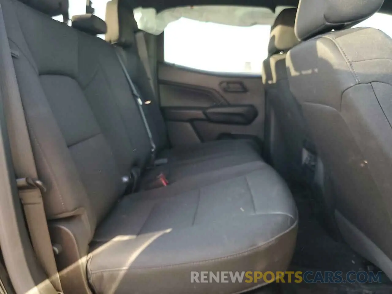 10 fotografías del automóvil dañado 1GCPTEEK8R1252776 CHEVROLET COLORADO T 2024