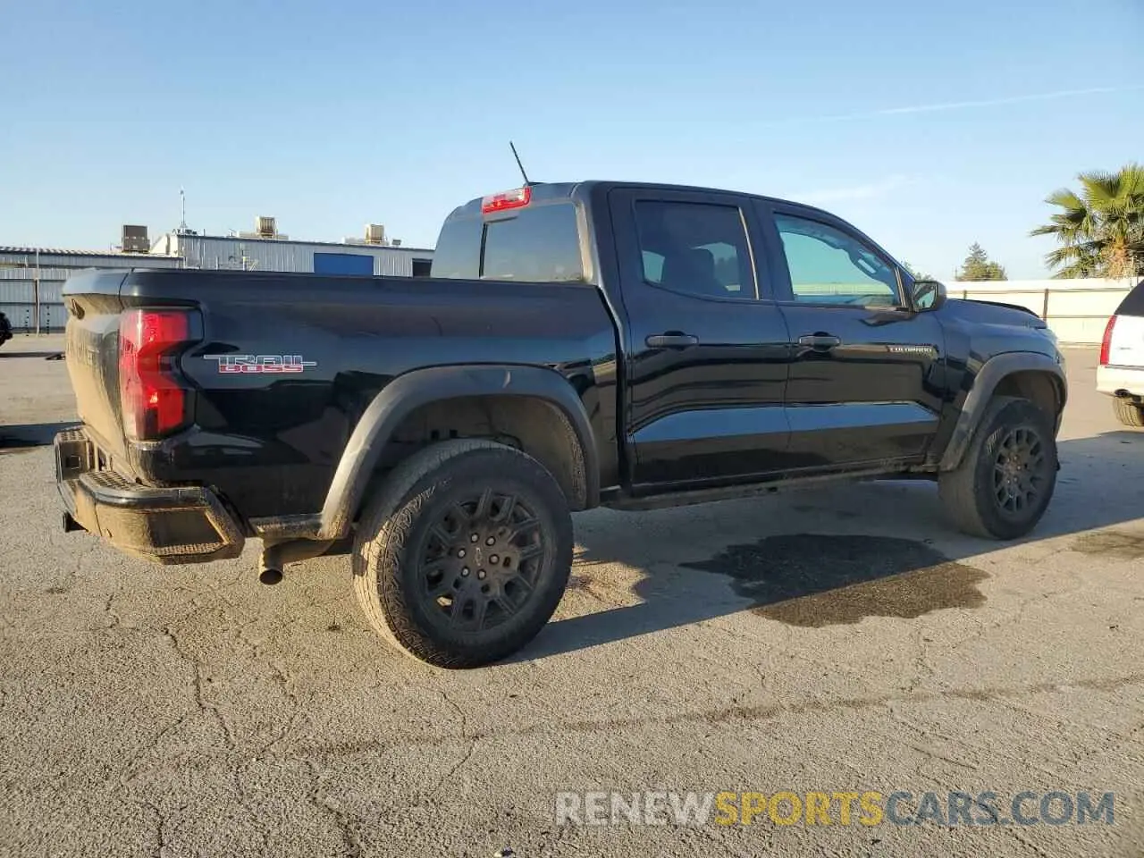 3 fotografías del automóvil dañado 1GCPTEEK8R1252776 CHEVROLET COLORADO T 2024