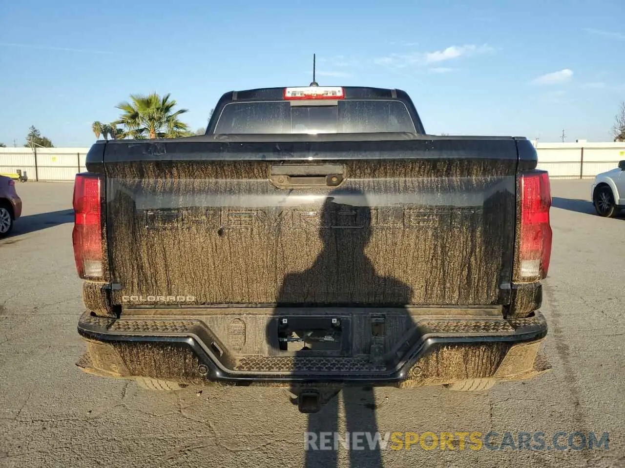 6 fotografías del automóvil dañado 1GCPTEEK8R1252776 CHEVROLET COLORADO T 2024