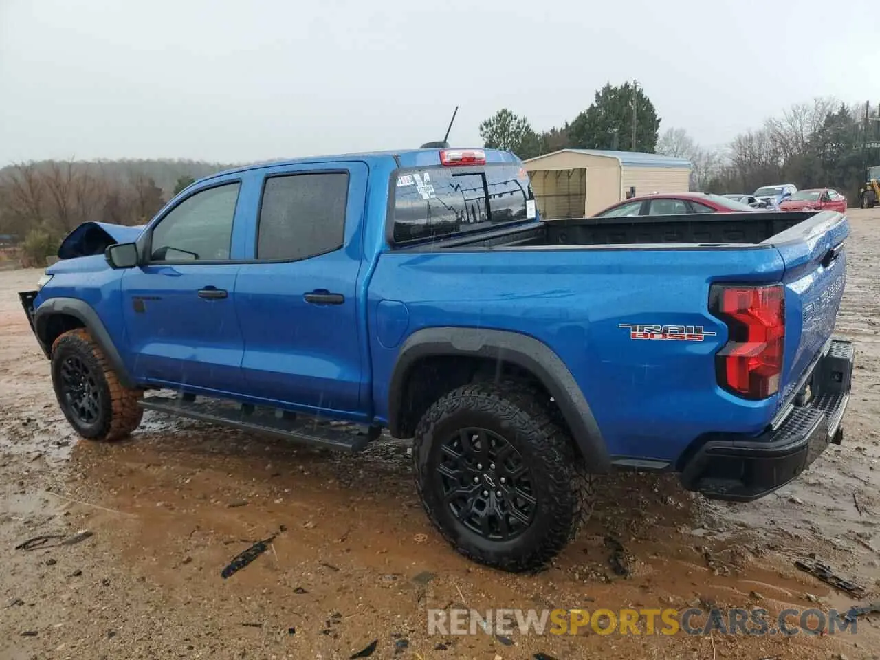 2 fotografías del automóvil dañado 1GCPTEEK9R1242936 CHEVROLET COLORADO T 2024