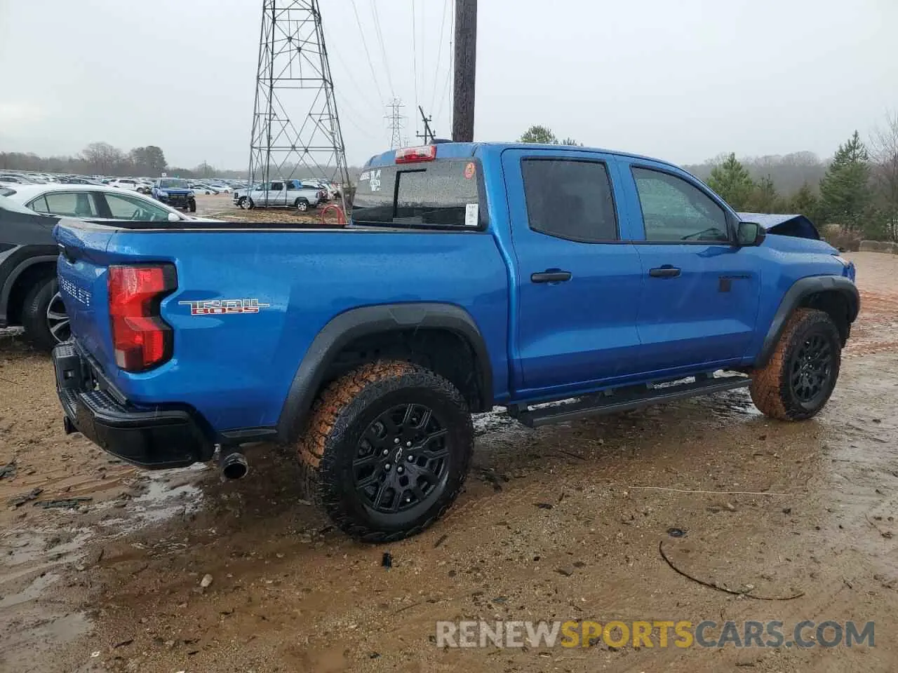 3 fotografías del automóvil dañado 1GCPTEEK9R1242936 CHEVROLET COLORADO T 2024