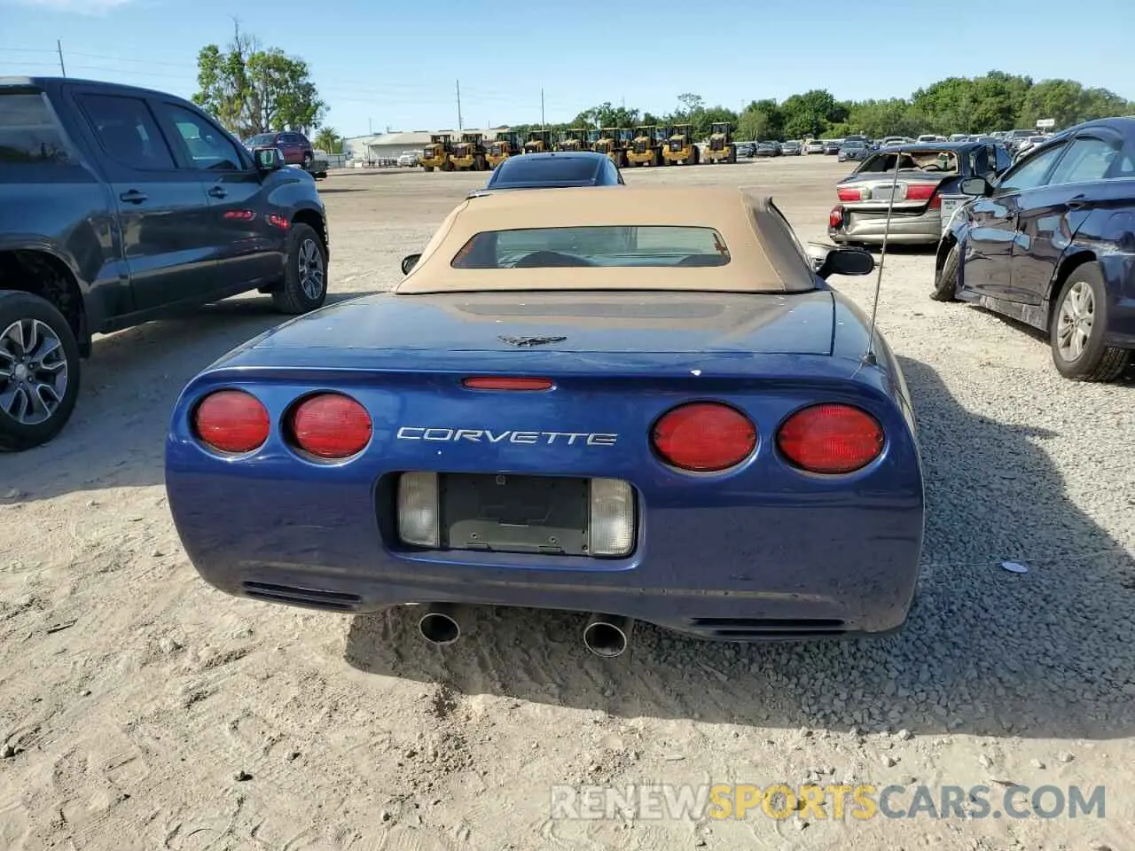 6 fotografías del automóvil dañado 1G1YY32G045103153 CHEVROLET CORVETTE 2004