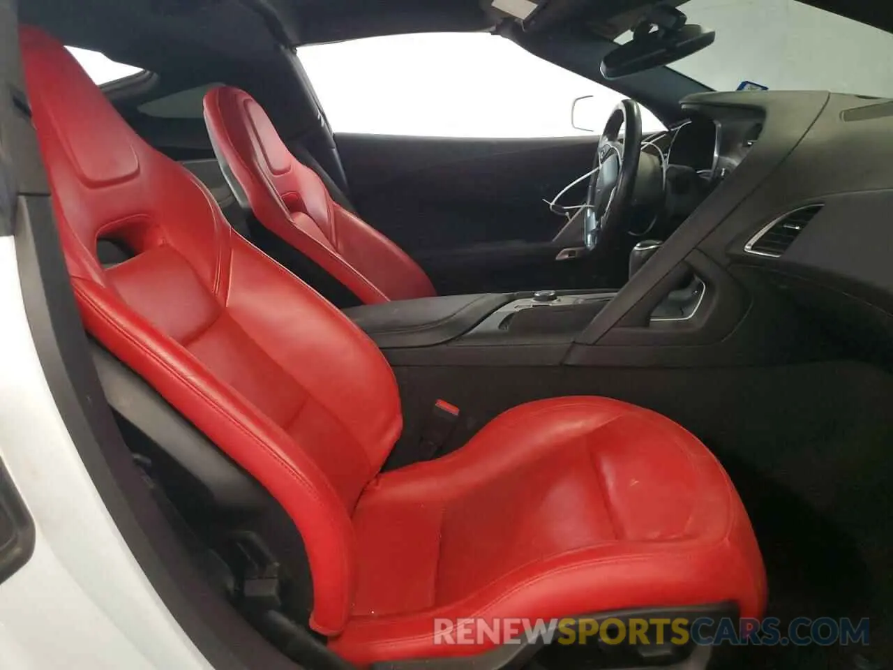 7 fotografías del automóvil dañado 1G1YB2D72K5124012 CHEVROLET CORVETTE 2019