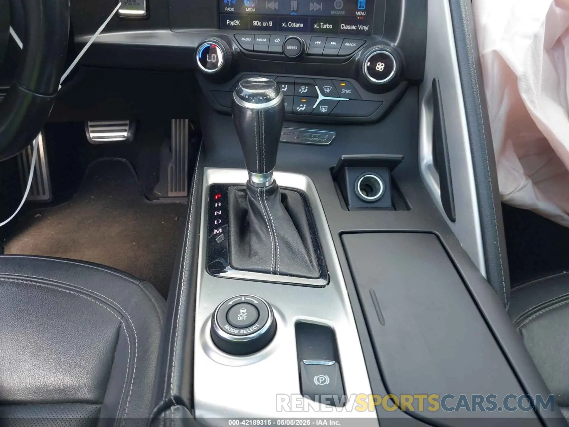 19 fotografías del automóvil dañado 1G1YB2D73K5118963 CHEVROLET CORVETTE 2019