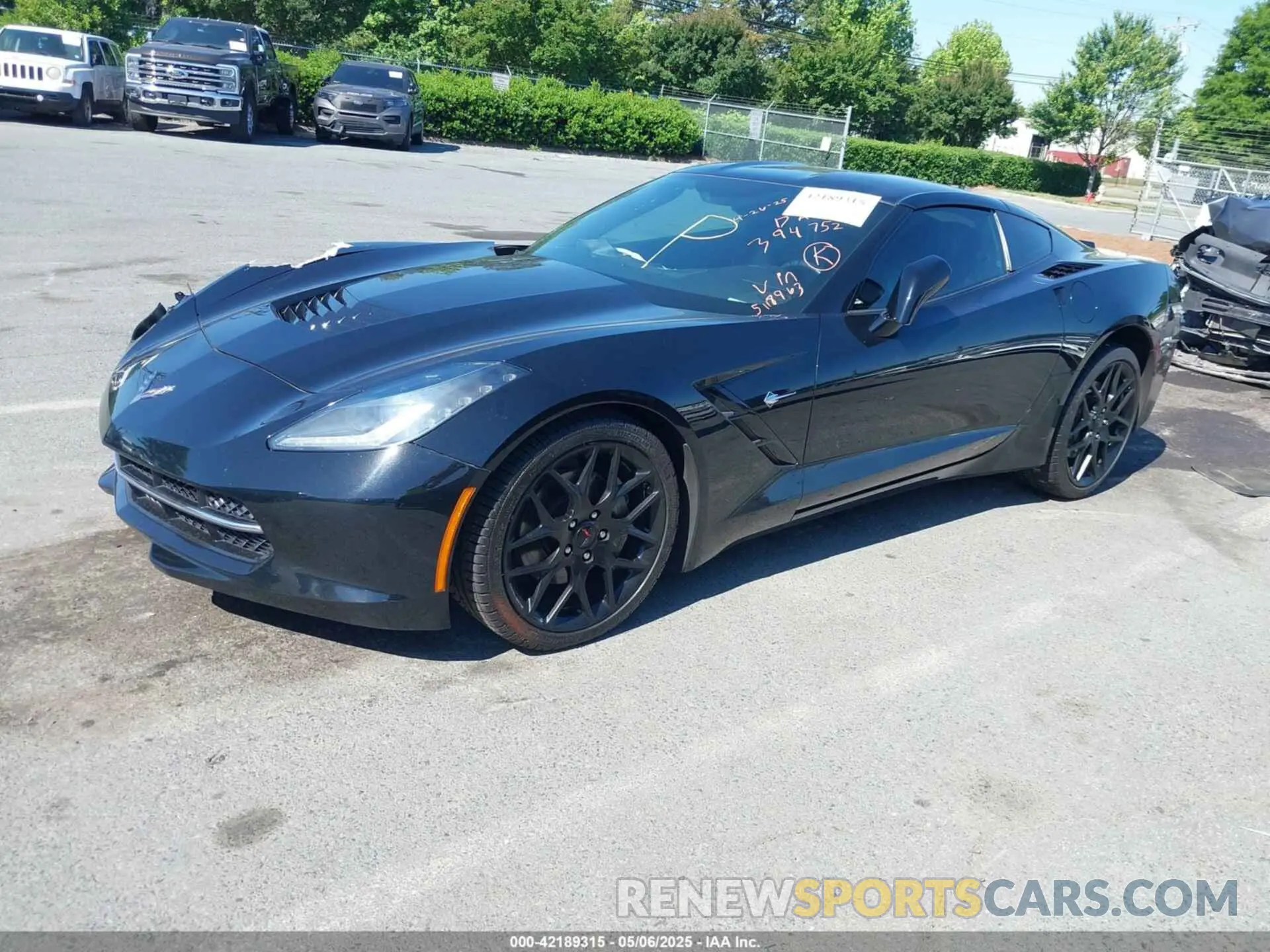 2 fotografías del automóvil dañado 1G1YB2D73K5118963 CHEVROLET CORVETTE 2019