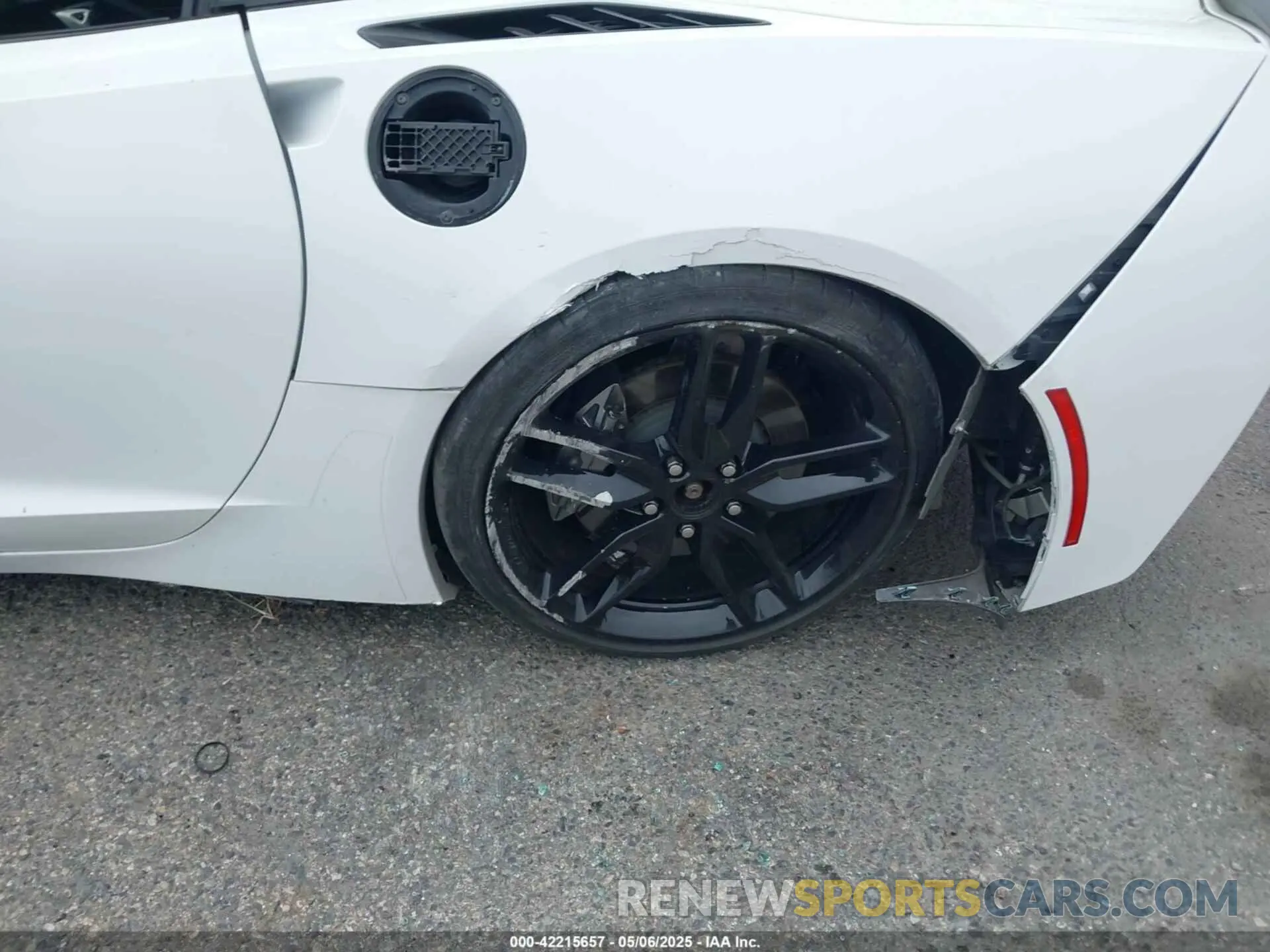 17 fotografías del automóvil dañado 1G1YB2D76K5112204 CHEVROLET CORVETTE 2019