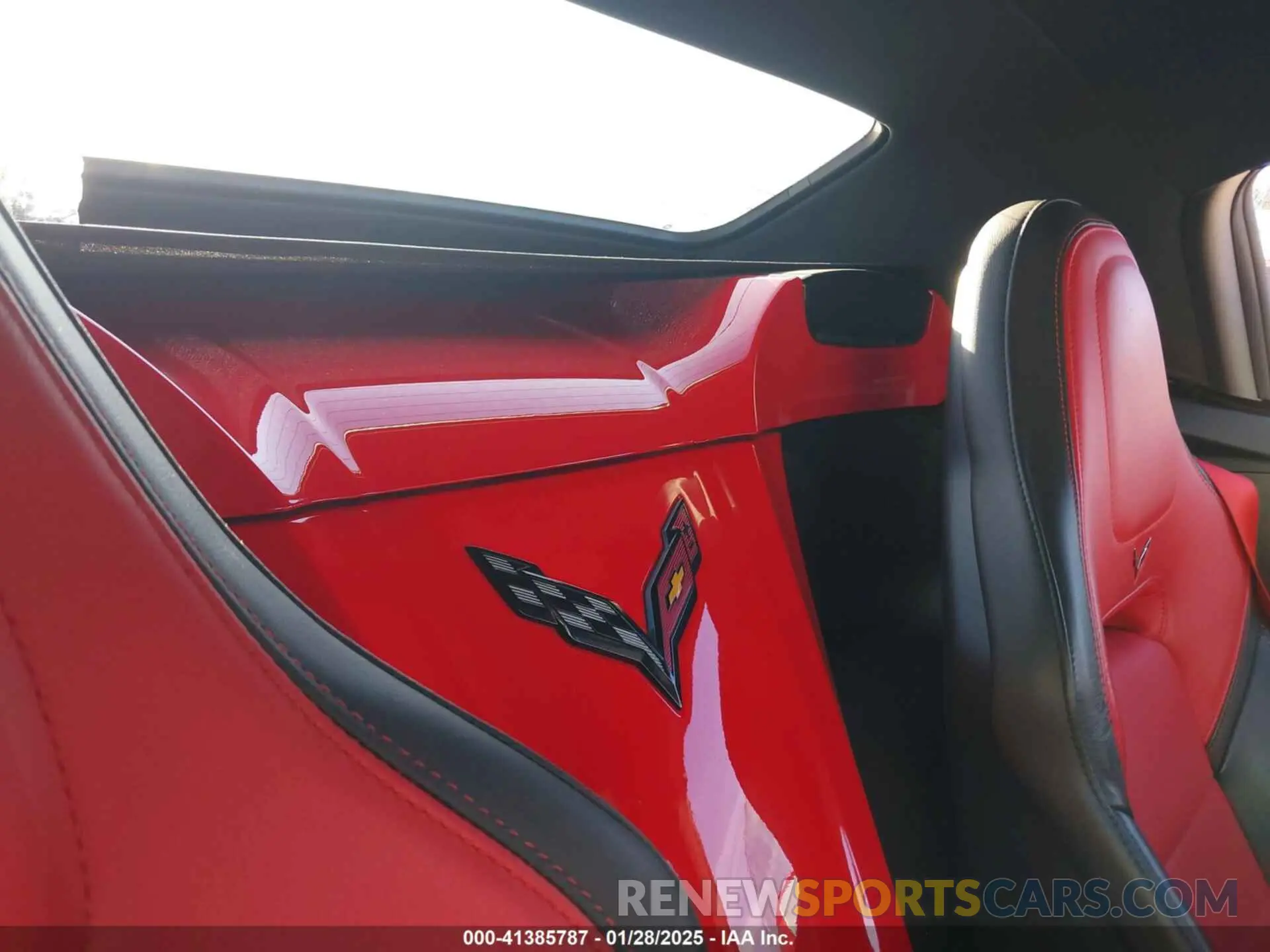 8 fotografías del automóvil dañado 1G1YD3D76K5113370 CHEVROLET CORVETTE 2019