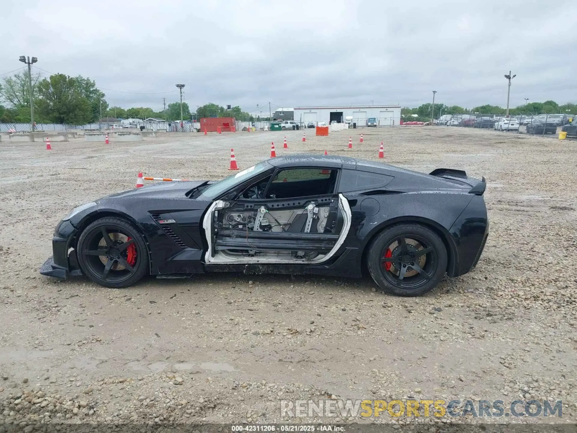 14 fotografías del automóvil dañado 1G1YS2D68K5601517 CHEVROLET CORVETTE 2019