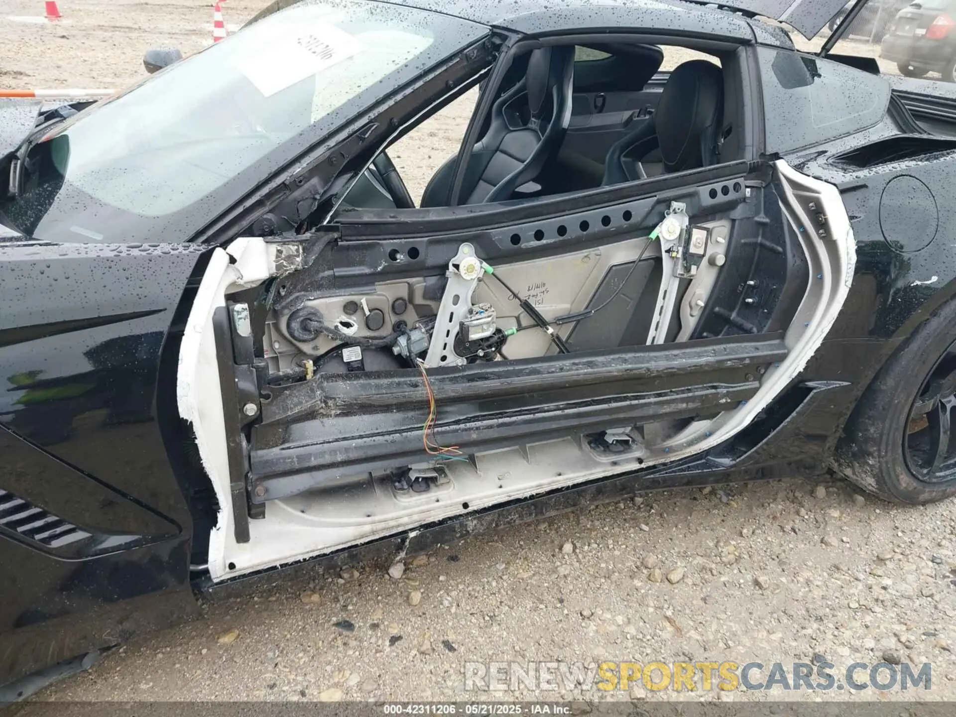 6 fotografías del automóvil dañado 1G1YS2D68K5601517 CHEVROLET CORVETTE 2019