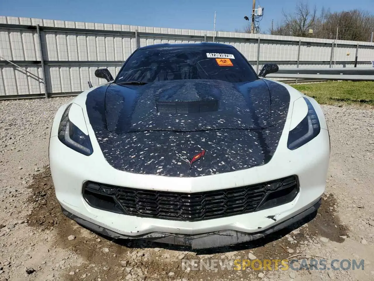 5 fotografías del automóvil dañado 1G1YY2D70K5100855 CHEVROLET CORVETTE 2019