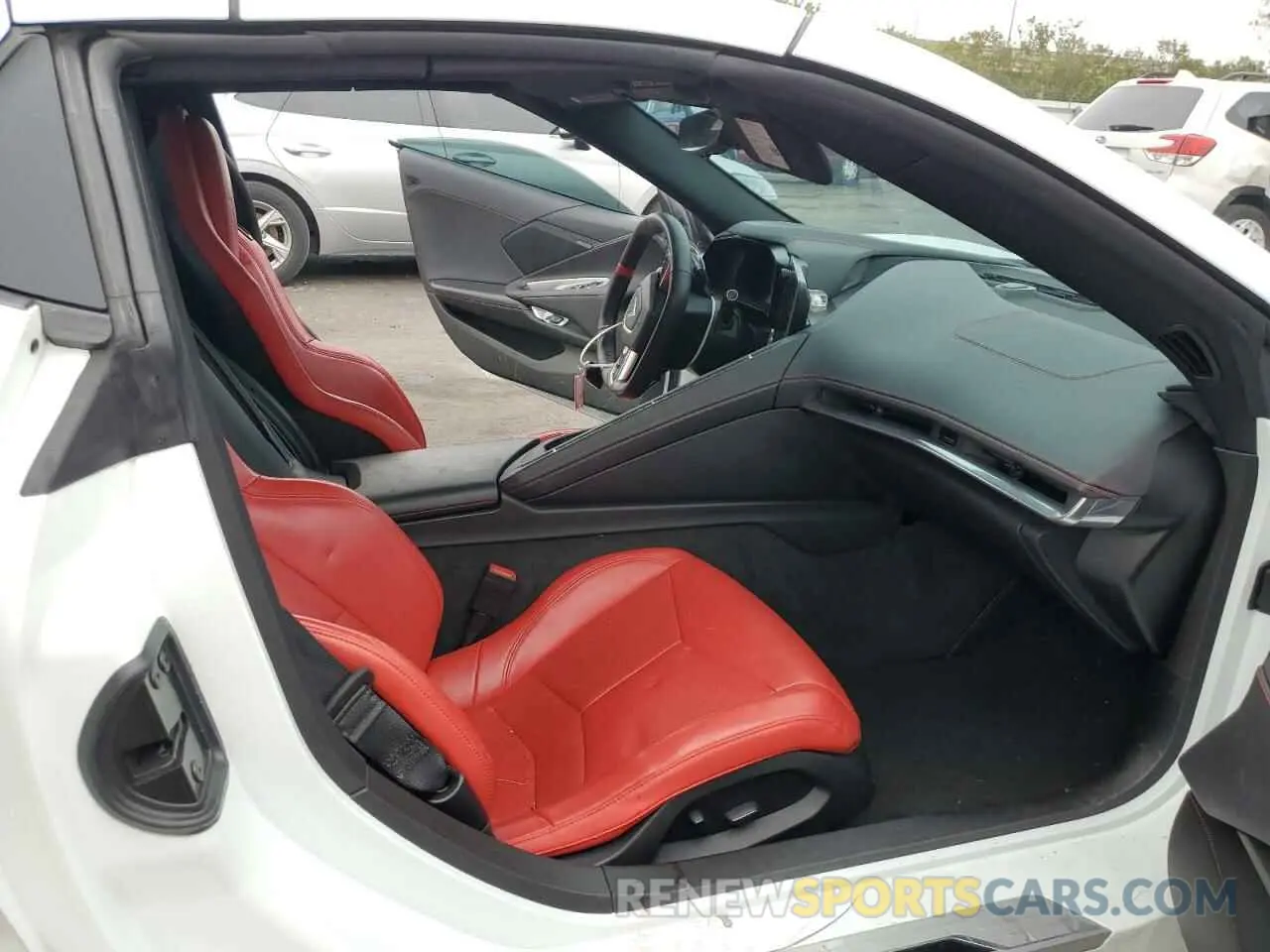 10 fotografías del automóvil dañado 1G1YA3D47P5111083 CHEVROLET CORVETTE 2023