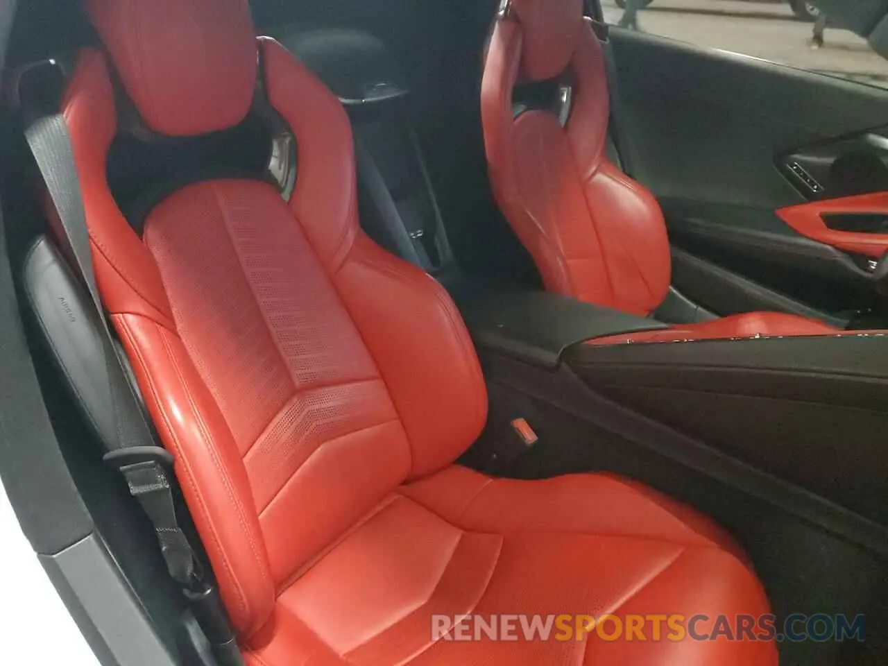 10 fotografías del automóvil dañado 1G1YC3D46P5132310 CHEVROLET CORVETTE 2023