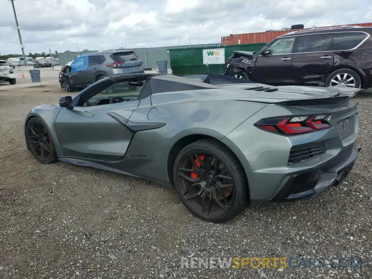 2 fotografías del automóvil dañado 1G1YF3D38P5603064 CHEVROLET CORVETTE 2023