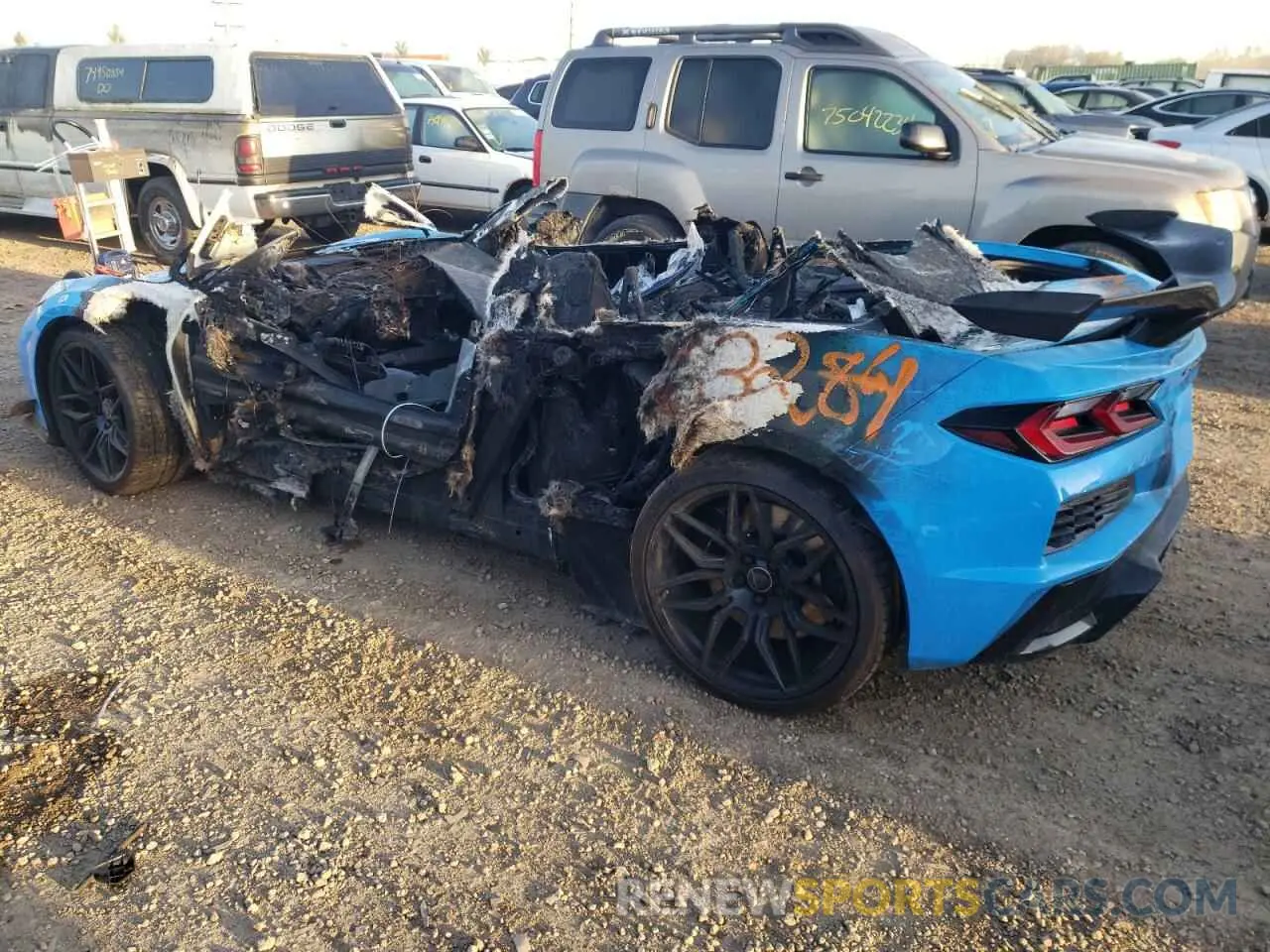 2 fotografías del automóvil dañado 1G1YF2D39R5608710 CHEVROLET CORVETTE 2024