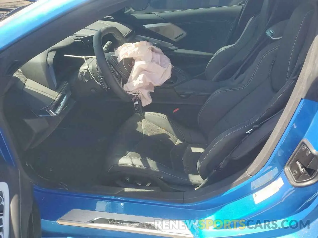 7 fotografías del automóvil dañado 1G1YB3D40S5104689 CHEVROLET CORVETTE 2025