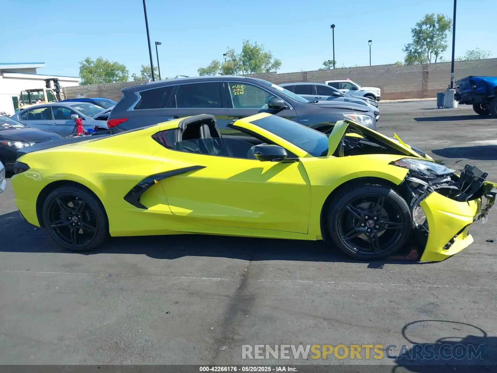 14 fotografías del automóvil dañado 1G1YA2D45M5123514 CHEVROLET CORVETTE STINGRAY 2021