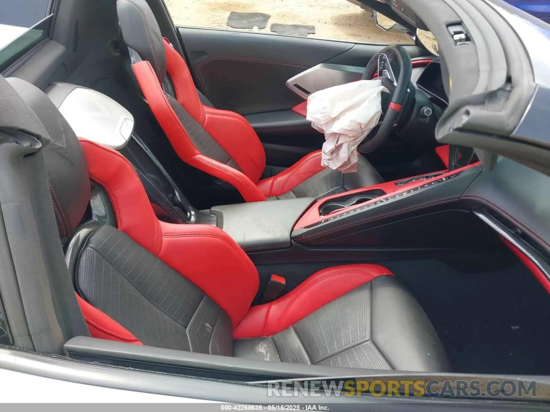 5 fotografías del automóvil dañado 1G1YC3D42M5114379 CHEVROLET CORVETTE STINGRAY 2021
