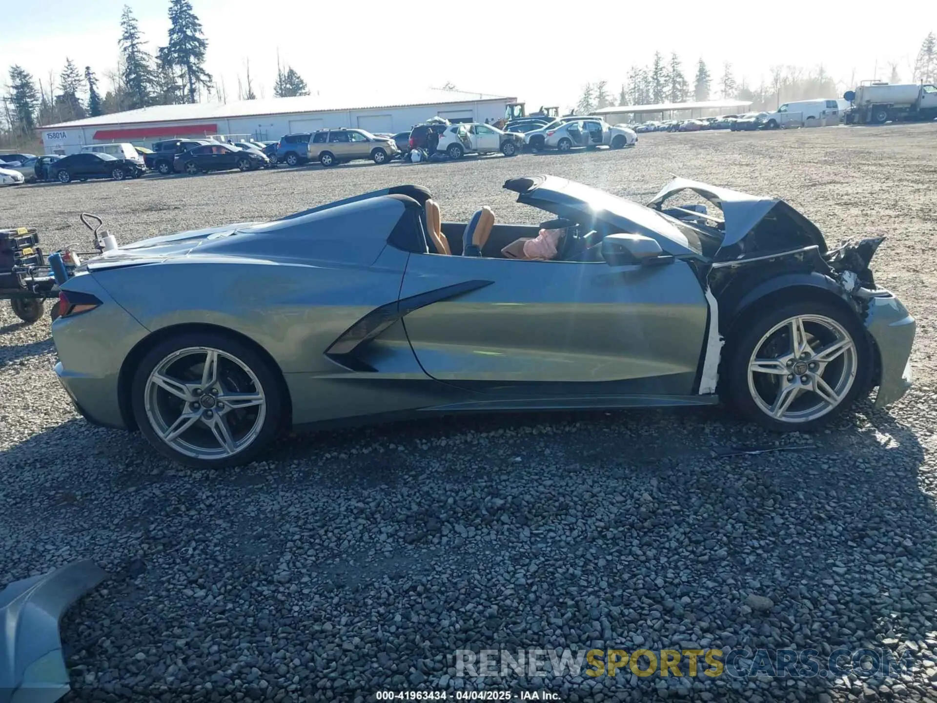 13 fotografías del automóvil dañado 1G1YB3D42P5139354 CHEVROLET CORVETTE STINGRAY 2023