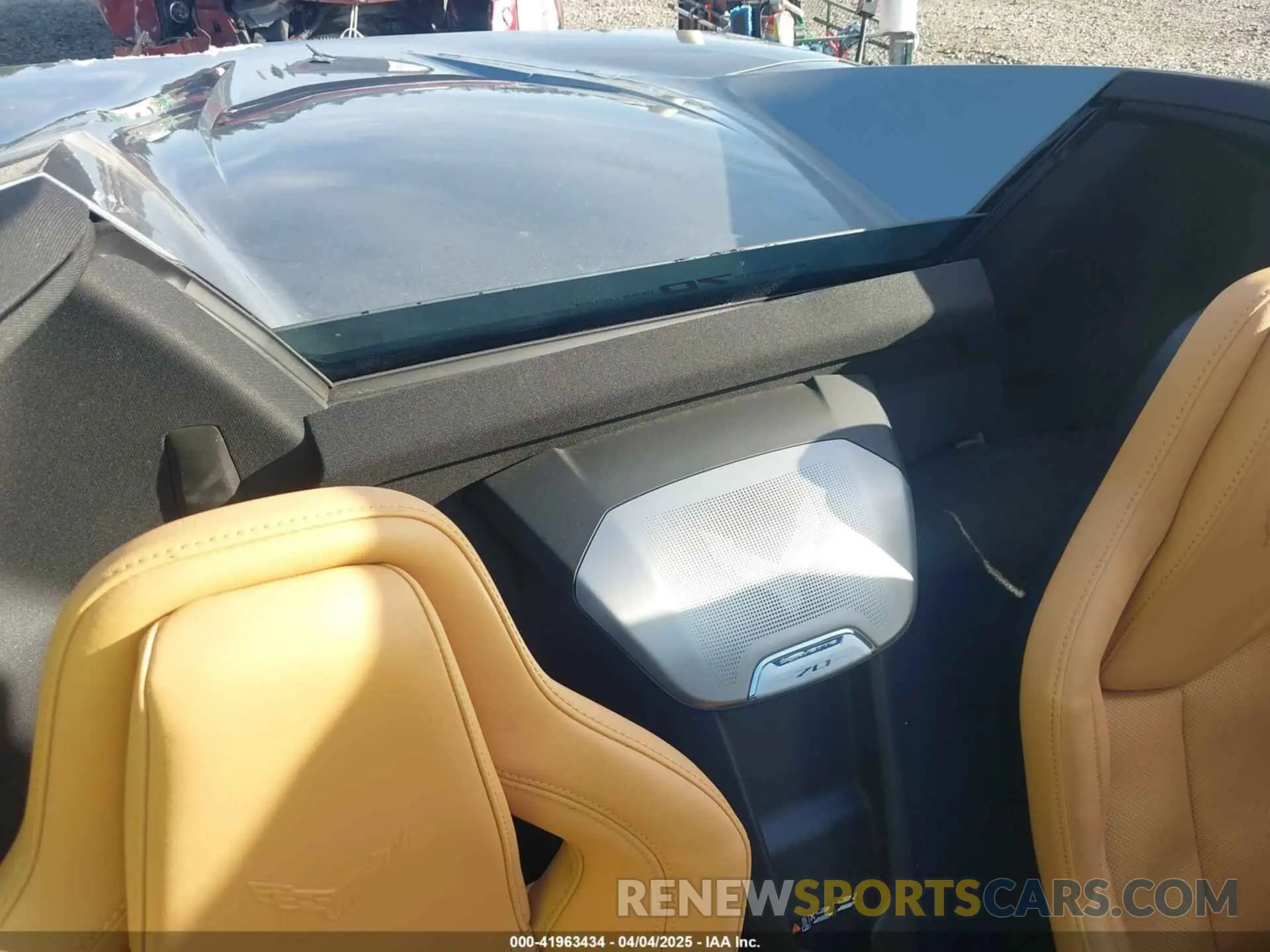 8 fotografías del automóvil dañado 1G1YB3D42P5139354 CHEVROLET CORVETTE STINGRAY 2023