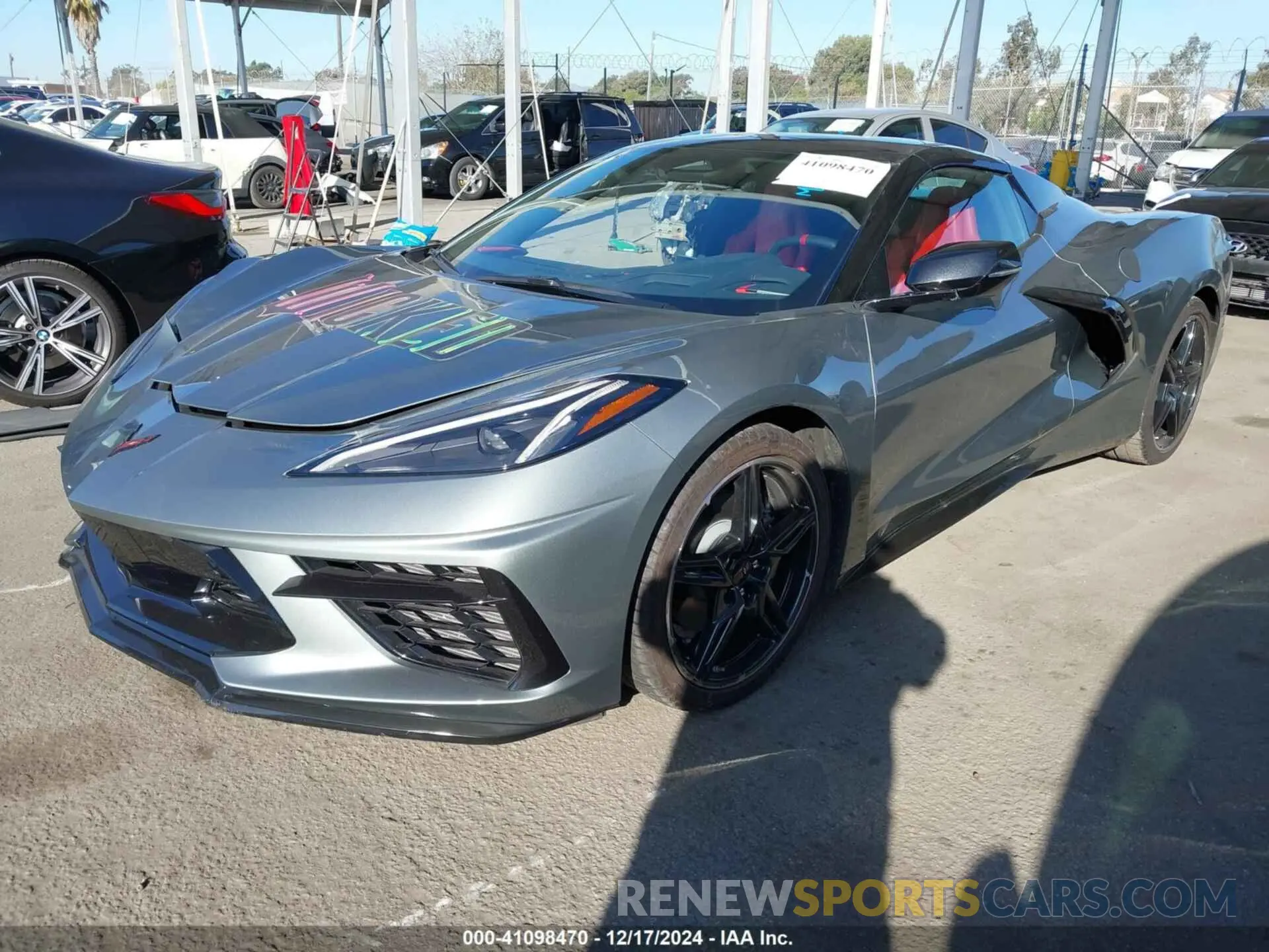 2 fotografías del automóvil dañado 1G1YB3D48R5103073 CHEVROLET CORVETTE STINGRAY 2024