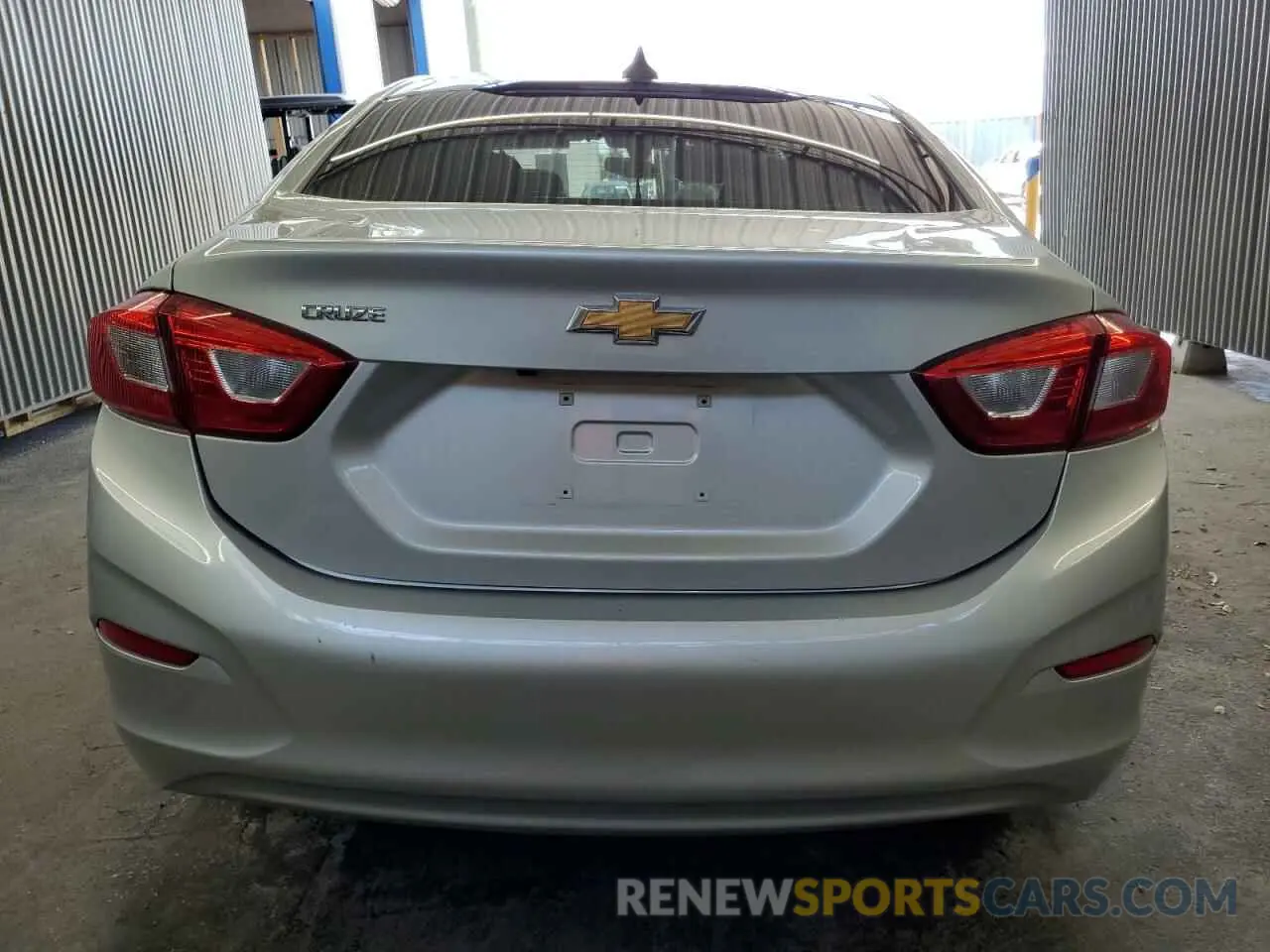 6 fotografías del automóvil dañado 1G1BC5SM0K7122521 CHEVROLET CRUZE 2019